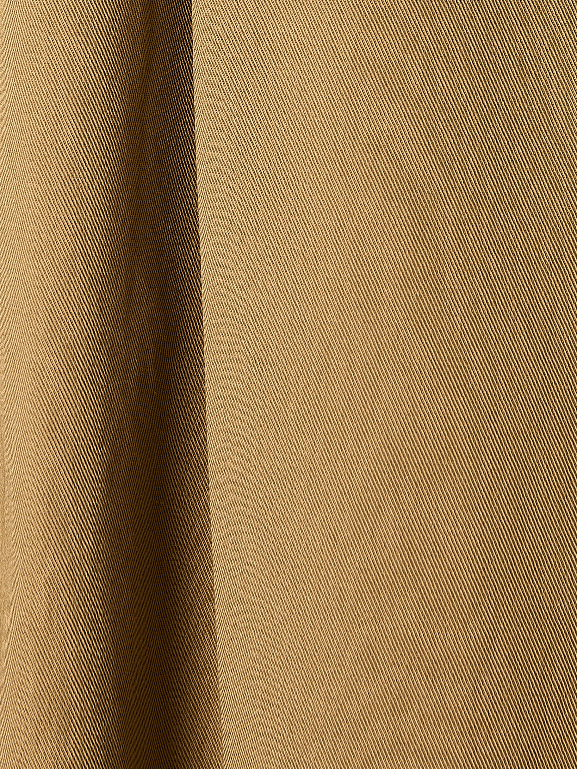 Loose Straight-Leg Pleated Chino Pant
