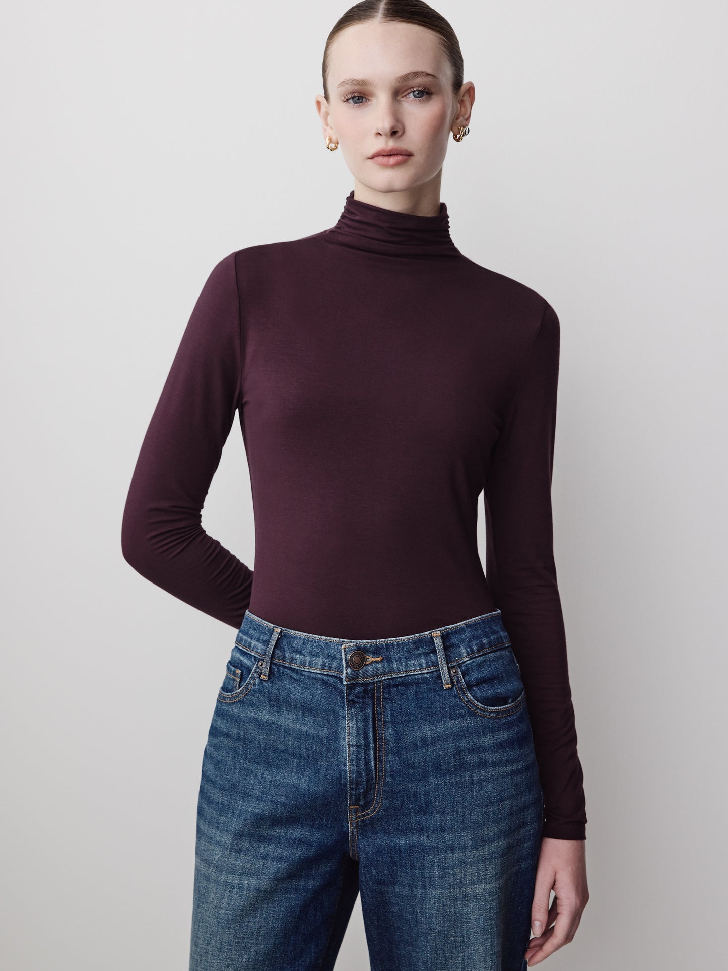 Knit Pullover Fitted Stretch Viscose Mock Neck
