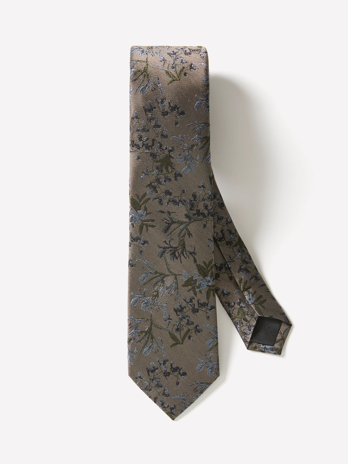 Skinny Tie with Foliage Pattern