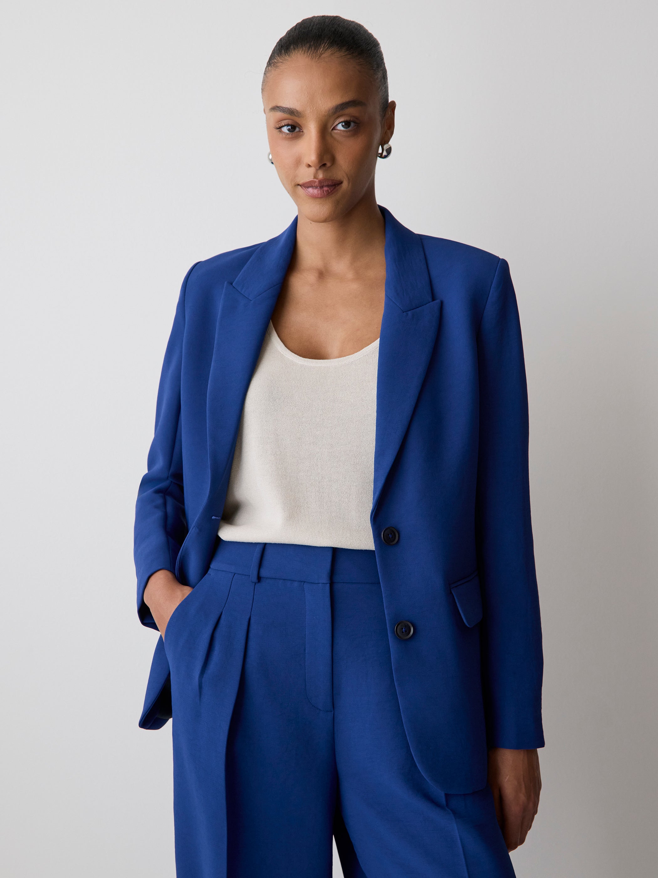 Woven Classic Relax Blazer with Flap Pockets