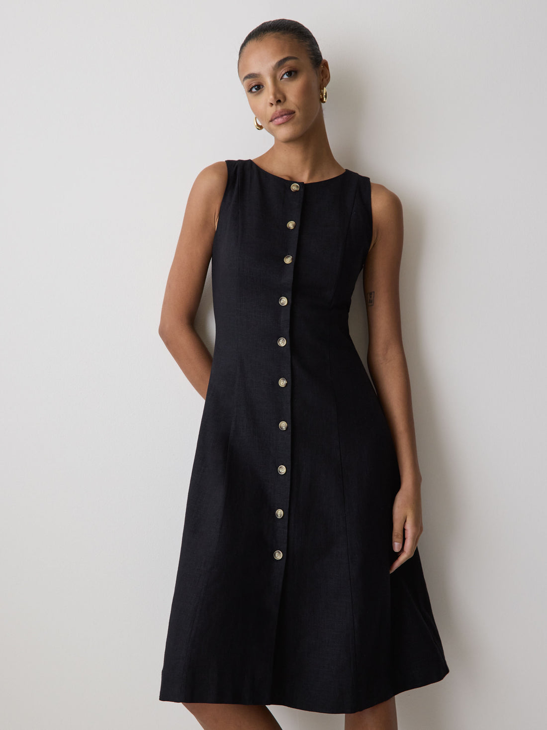 Women's Sleeveless Linen-Blend Midi Dress with Crew Neck  RW&CO