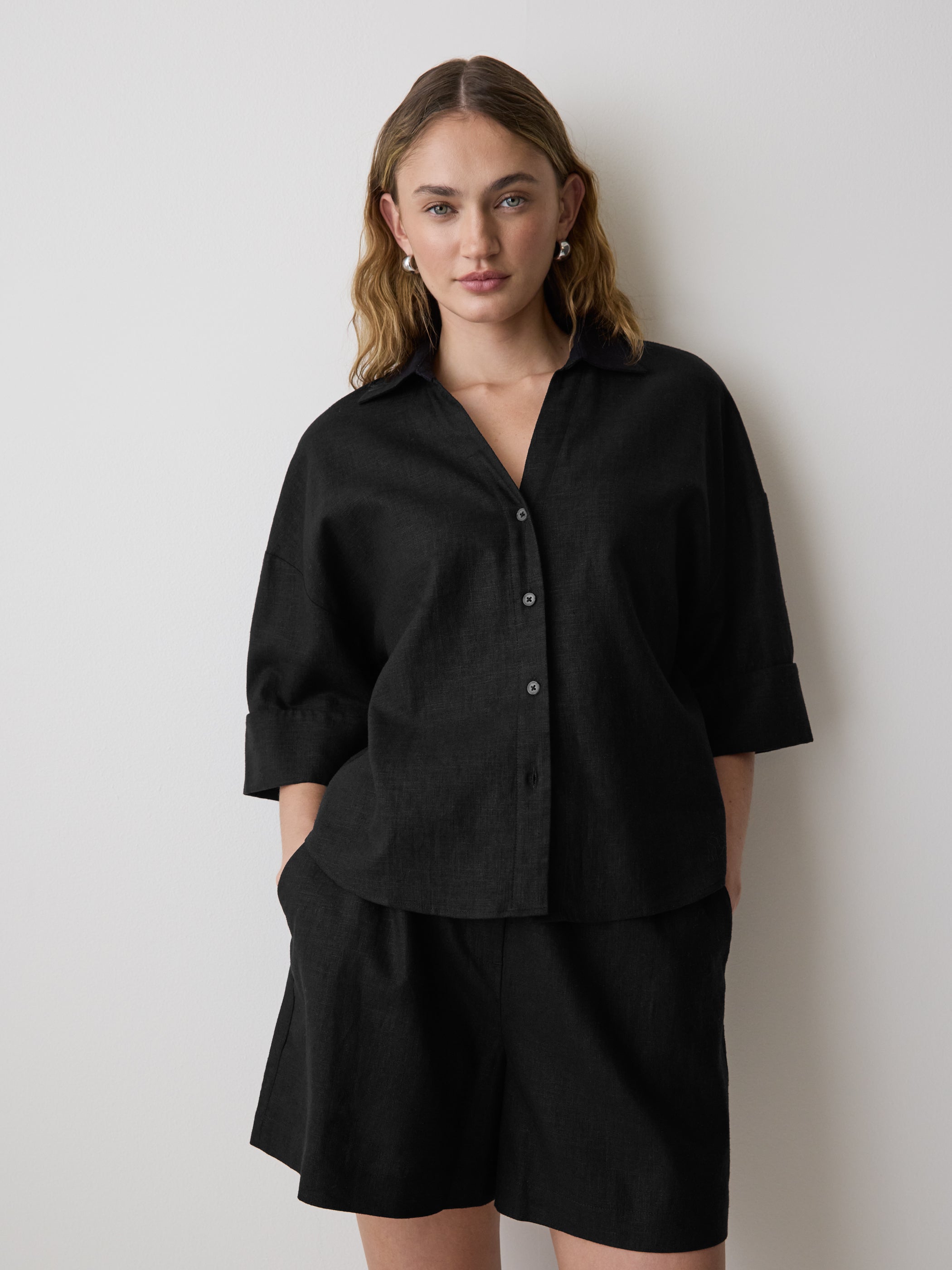 Blouse en Mélange de Lin à Manches Courtes et Col Chemisier