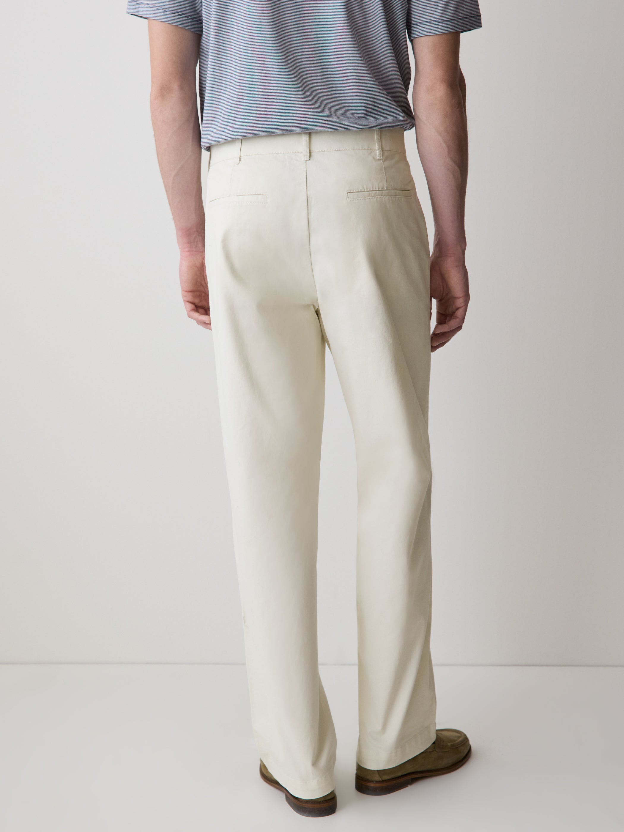 Men's Straight-Leg Stretch Cotton Chino Pant – RW&CO