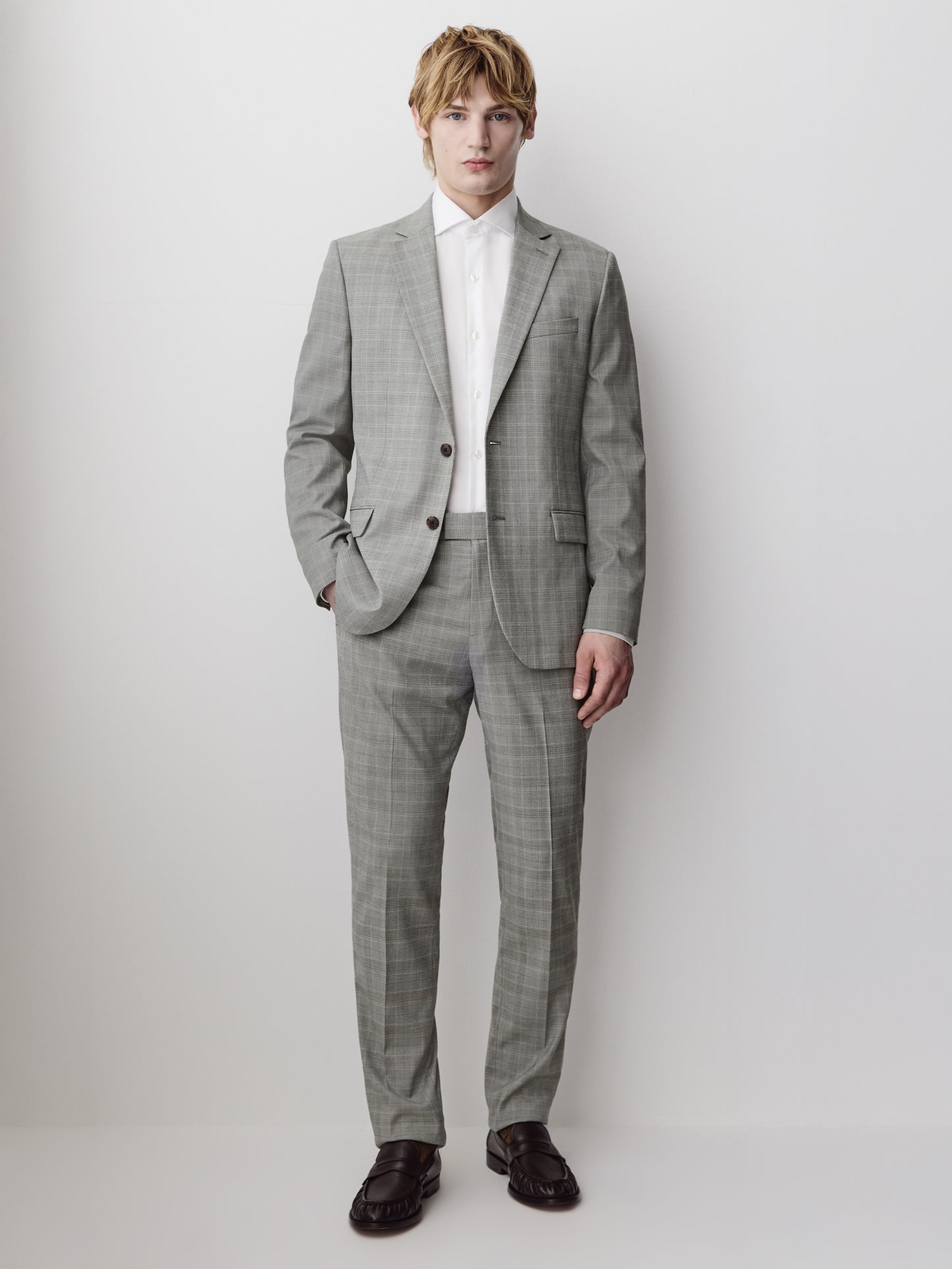 Slim-Fit Checkered Grey Suit Pant