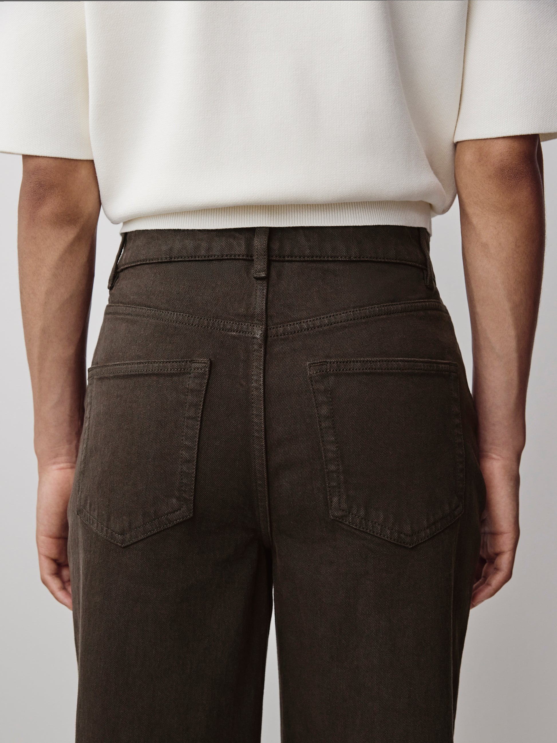 Long High-Rise Wide-Leg Jeans