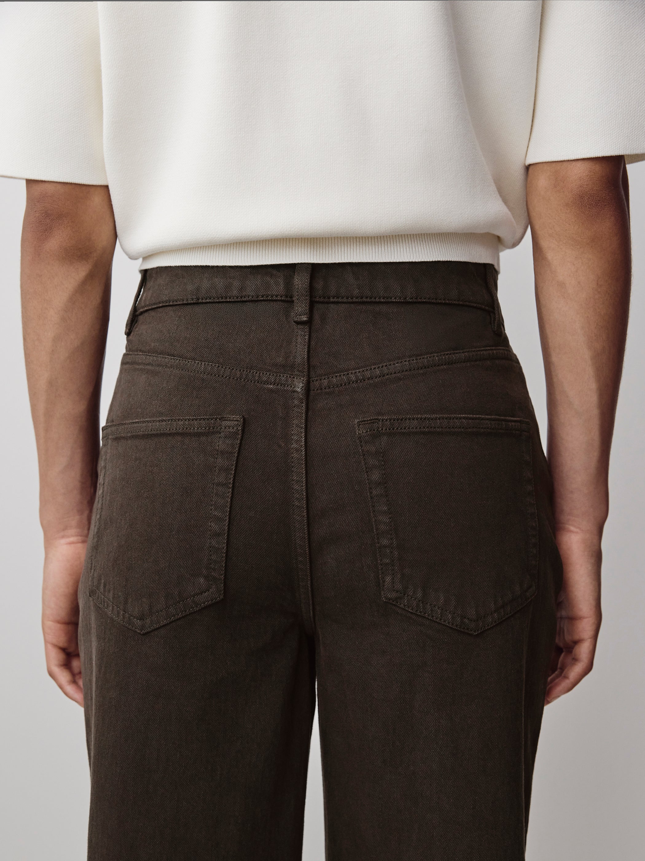 Long High-Rise Wide-Leg Jeans