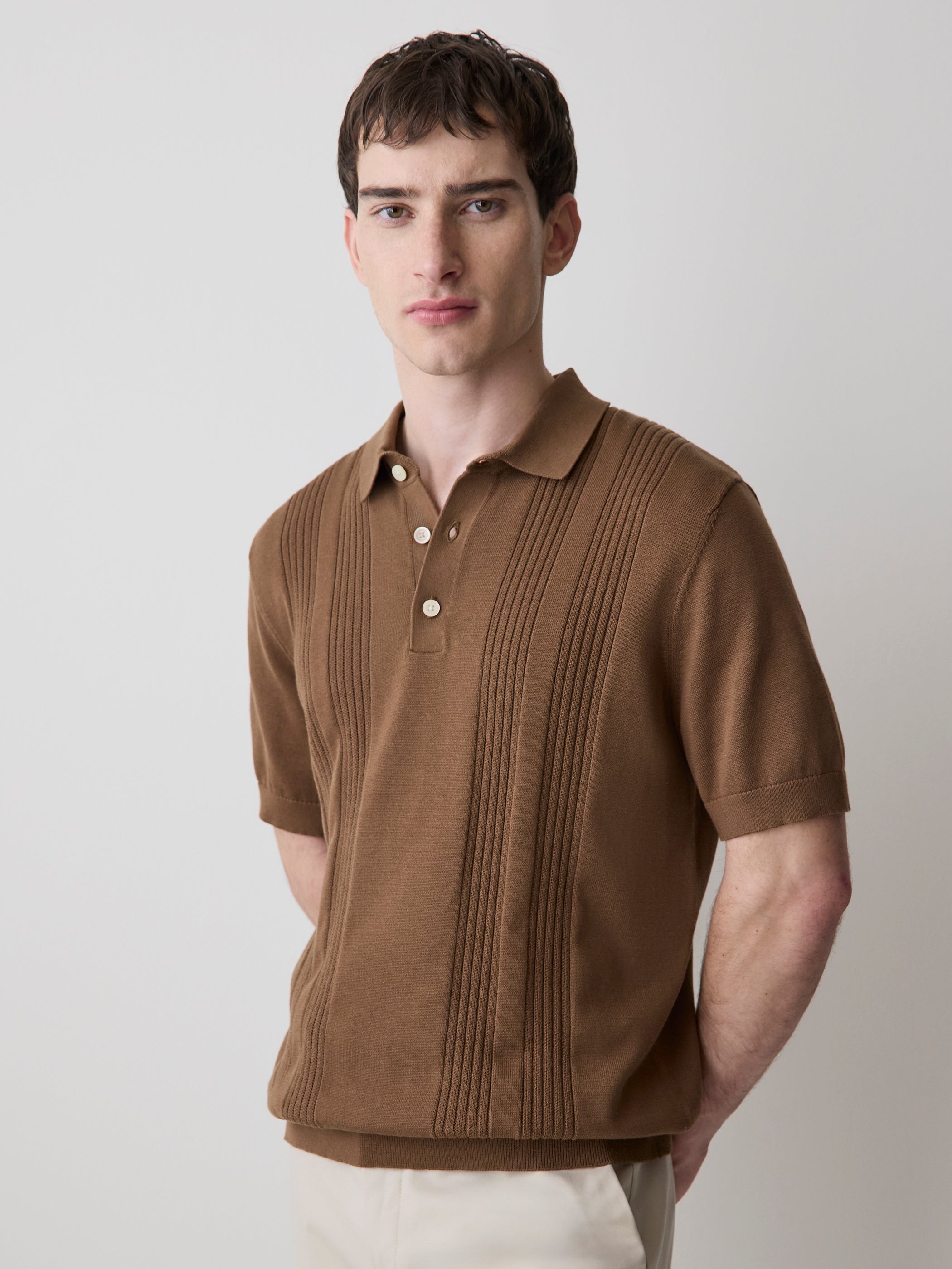 Short-Sleeve Cotton Polo with Vertical Stitches