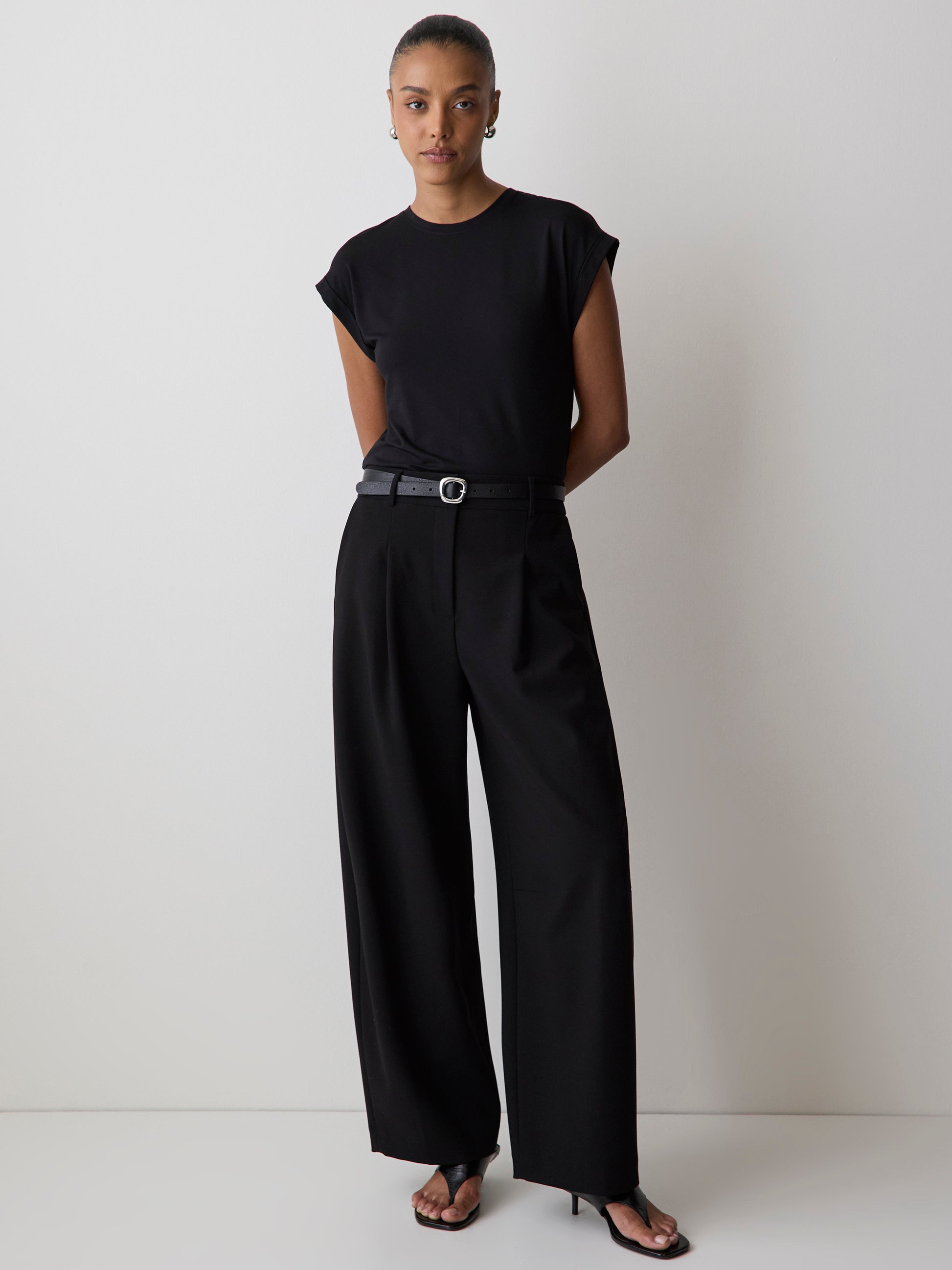 Extended-Sleeve Crew-Neck Tee