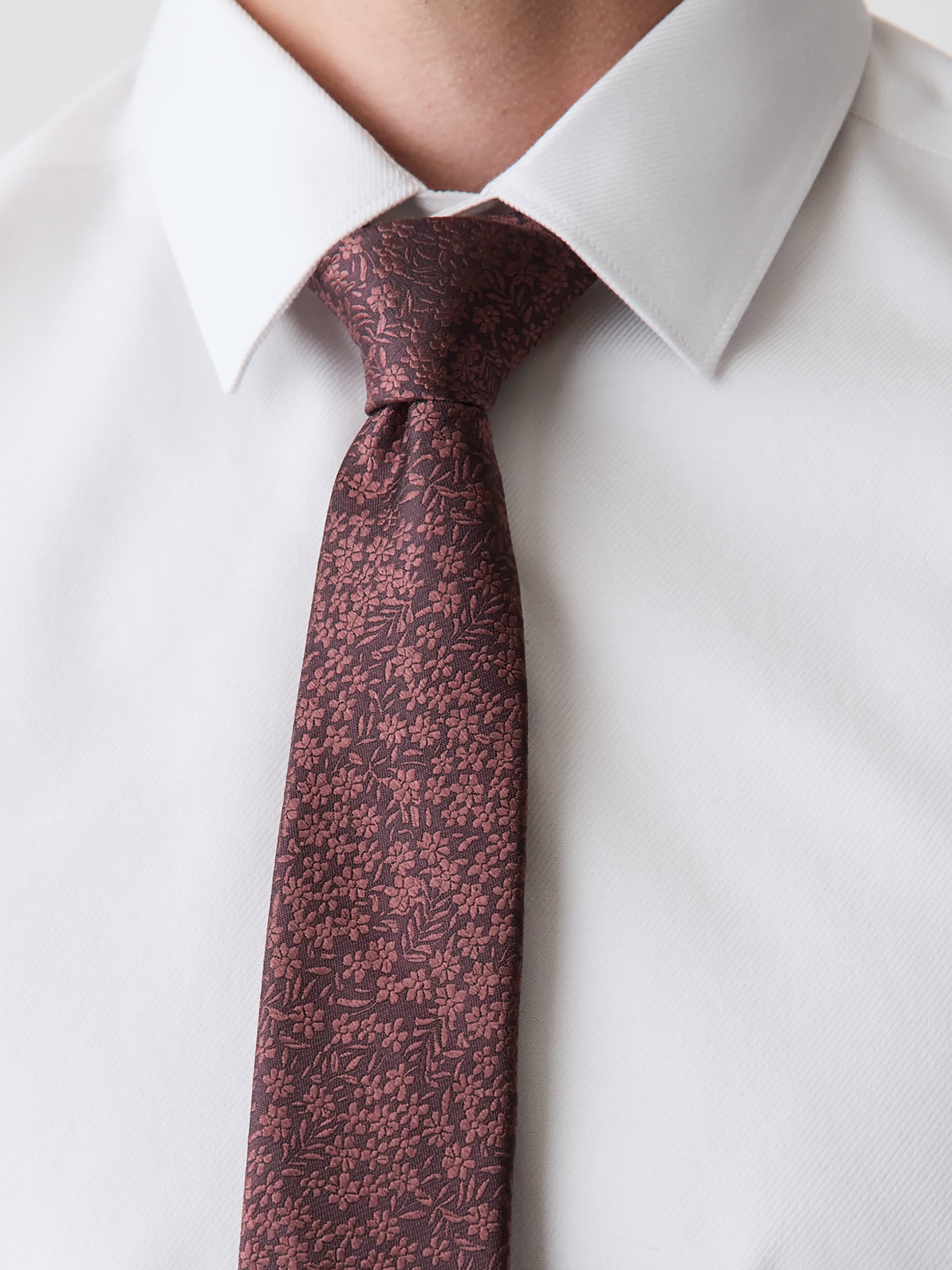 Regular Tie with Tonal Floral Pattern