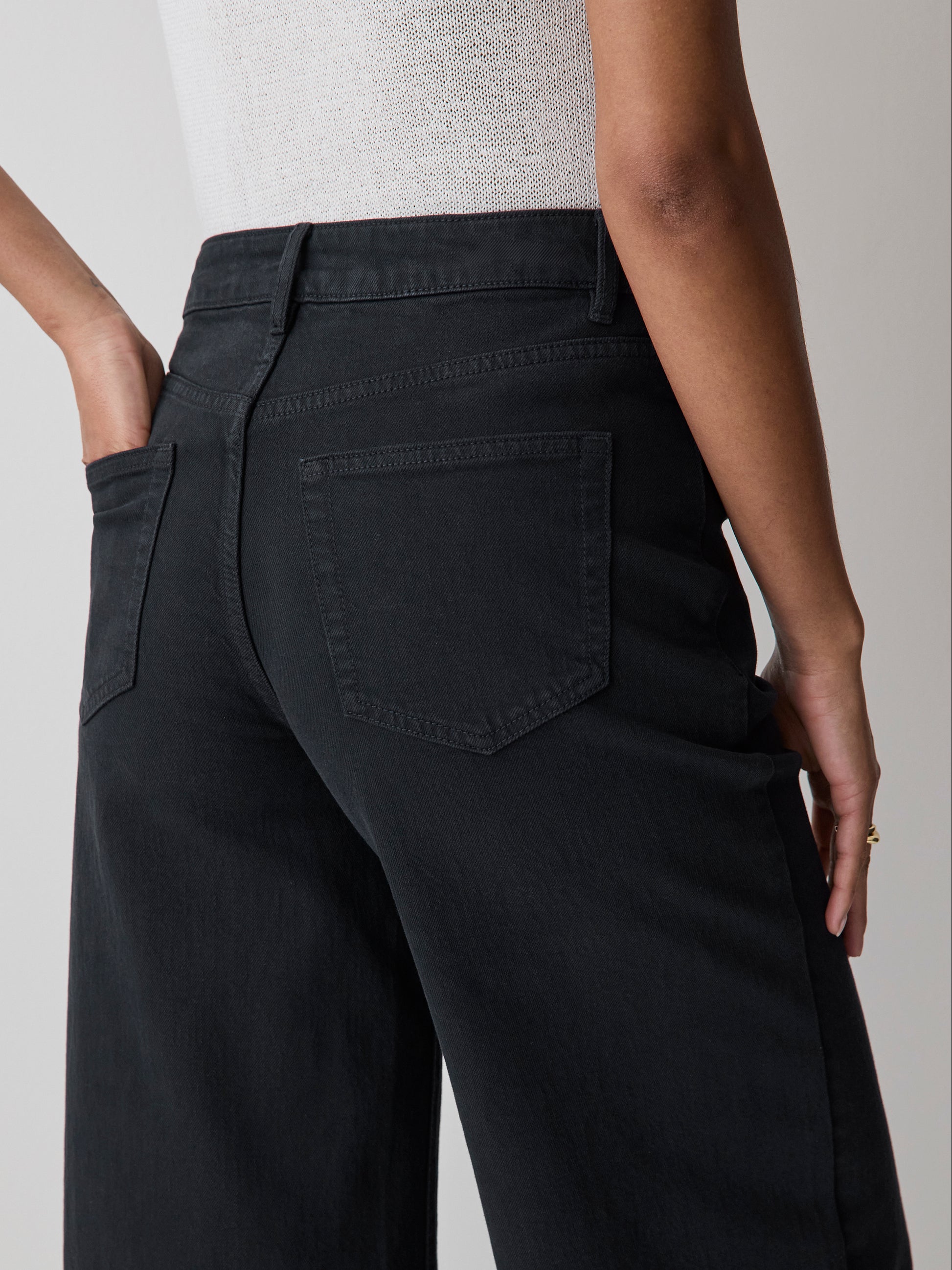 High-Rise Wide-Leg Cropped Jeans