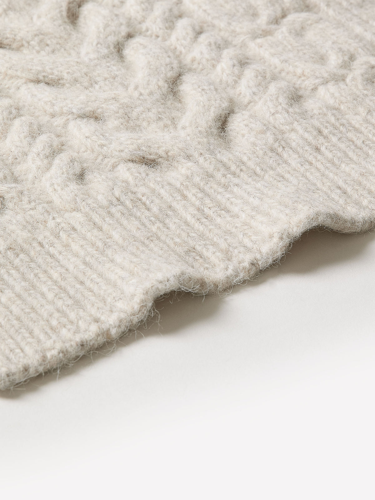 Oblong Cable Knit Scarf with Wool Blend