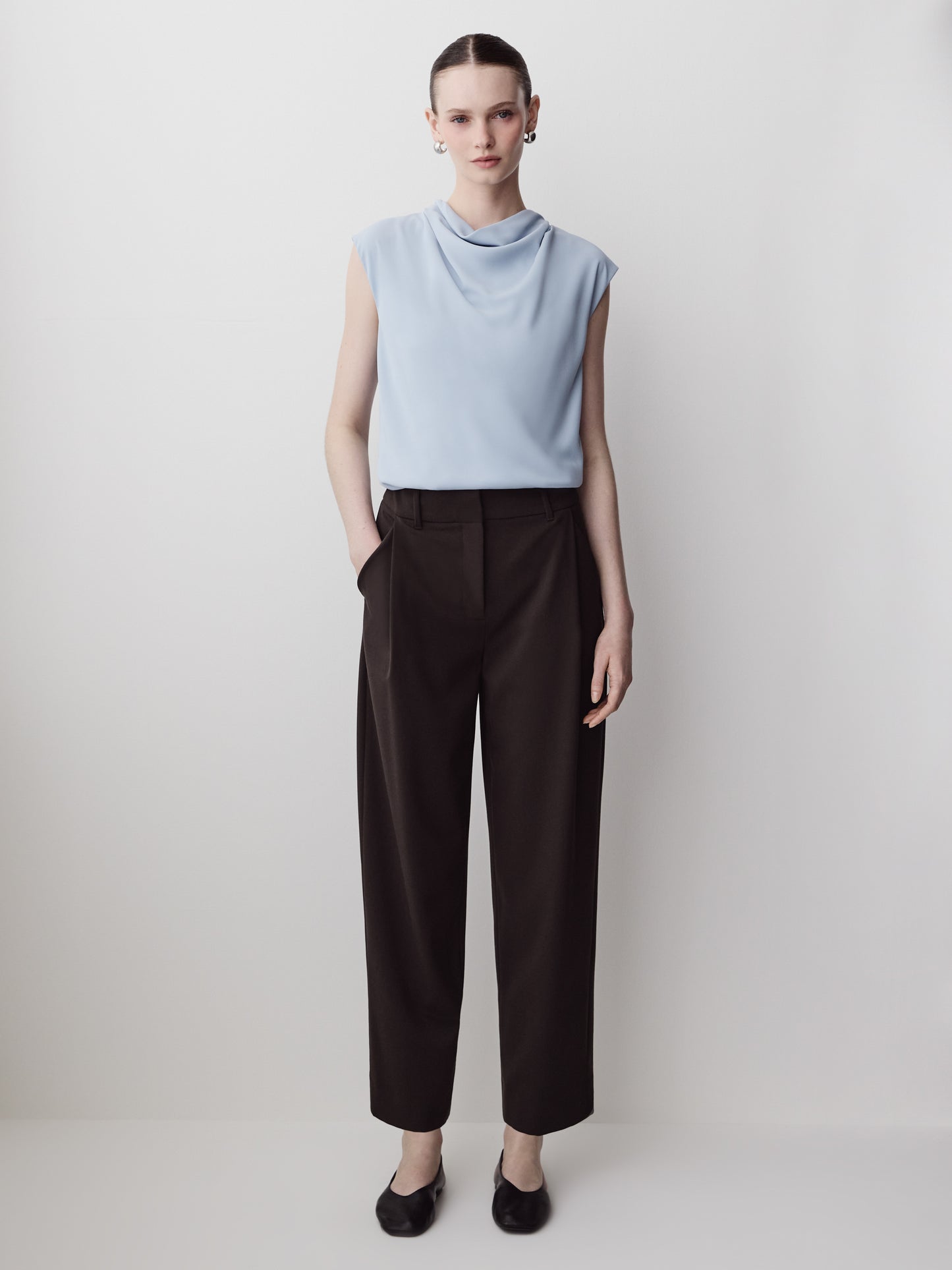 Twill High-Rise Barrel Ankle Pant