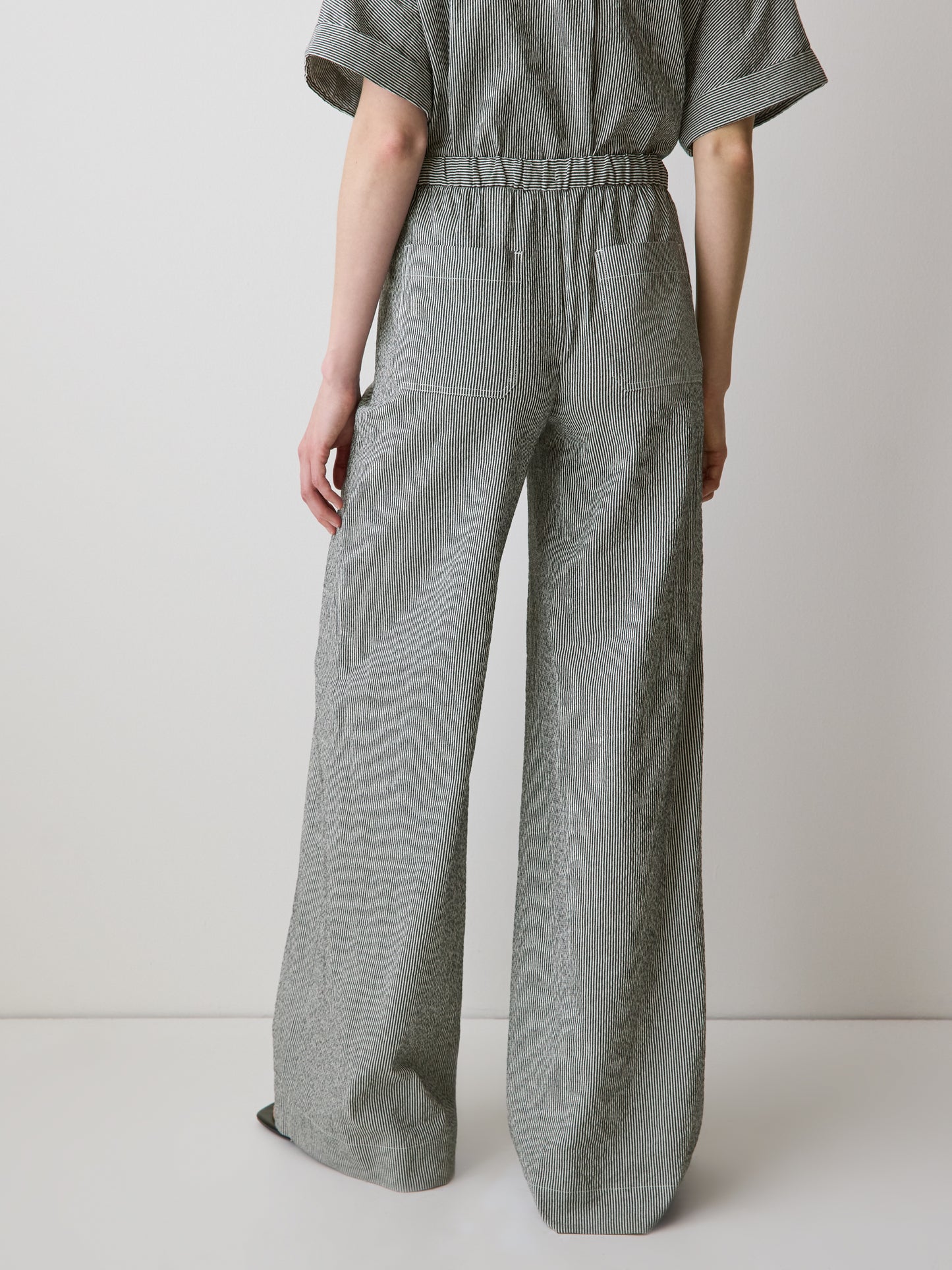 Woven Wide Leg Pant Mid Rise Pull-On Seersucker Stripe