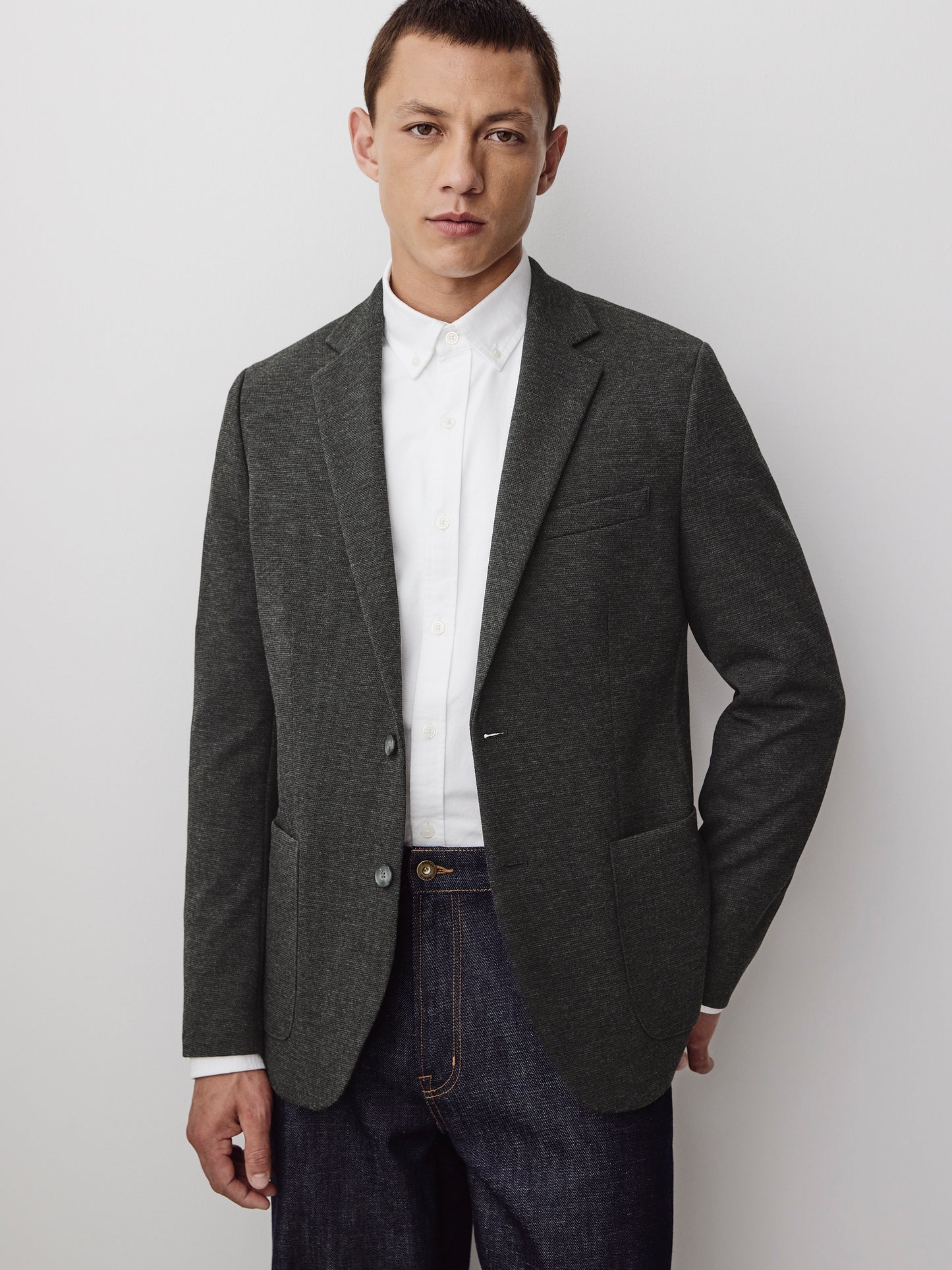 Slim Fit Knit Blazer