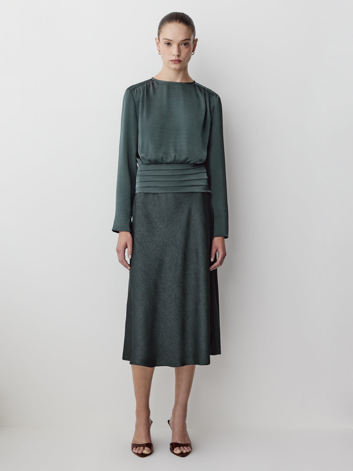 Long-Sleeve Crew-Neck Blouse with Shoulder Pads