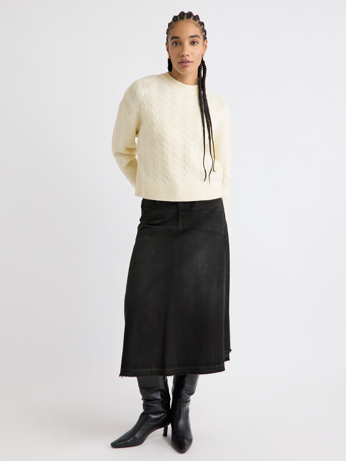 Long-Sleeve Crew-Neck Sweater with Cable Stitches