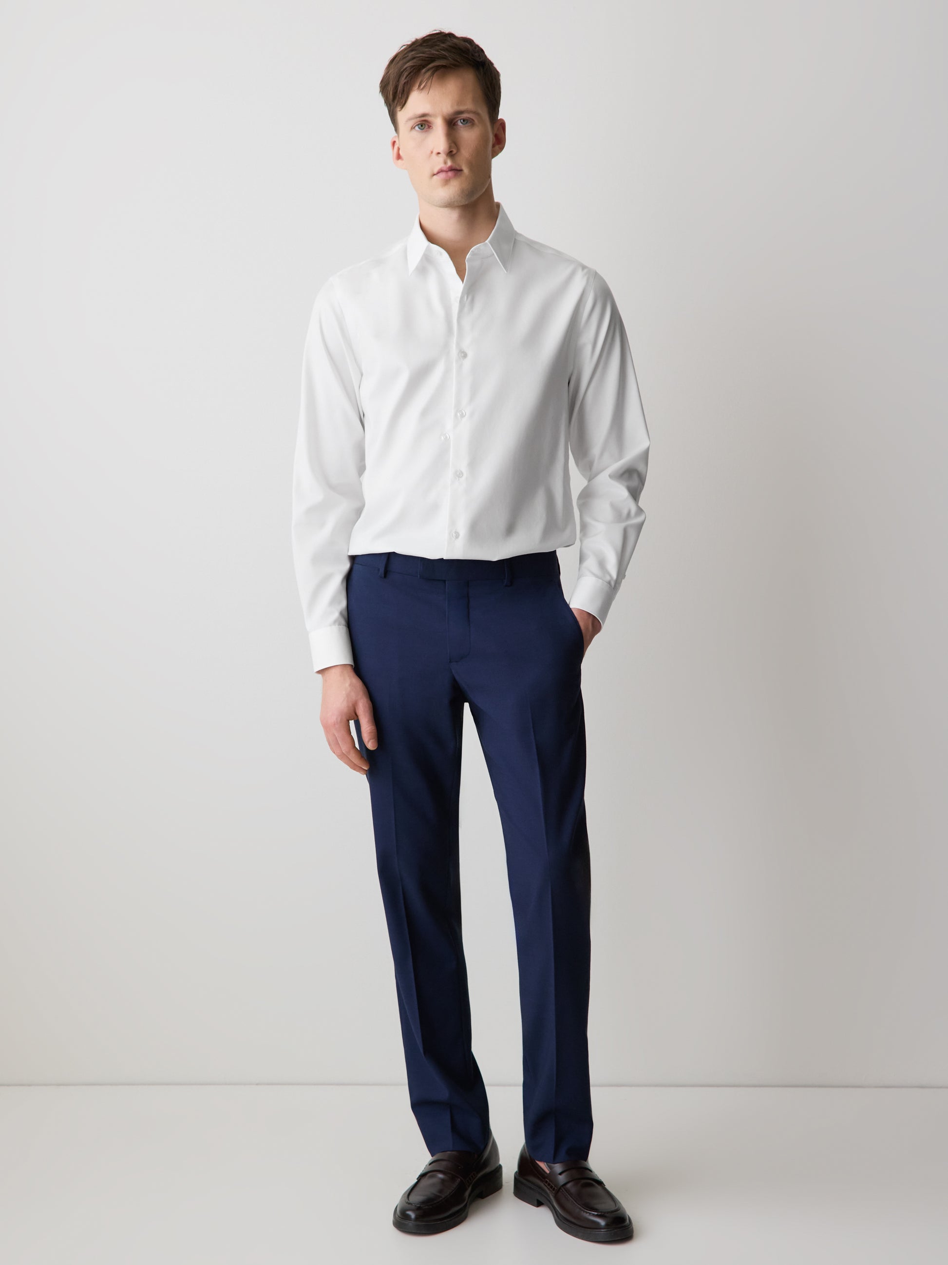 Regular Fit Solid Supima (R) Twill Dress Shirt