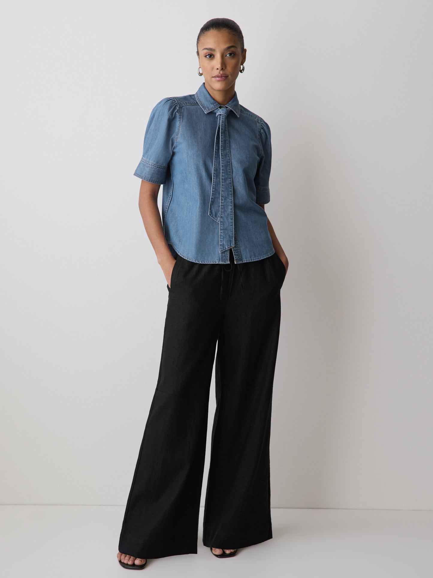 Linen Mid-Rise Wide-Leg Pant