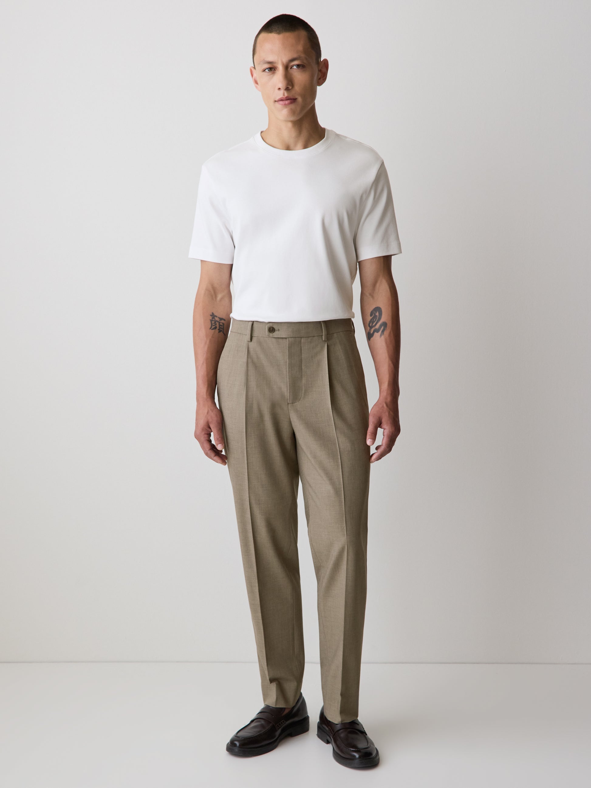 Wool-Blend Tapered-Leg Pleated Dress Pant