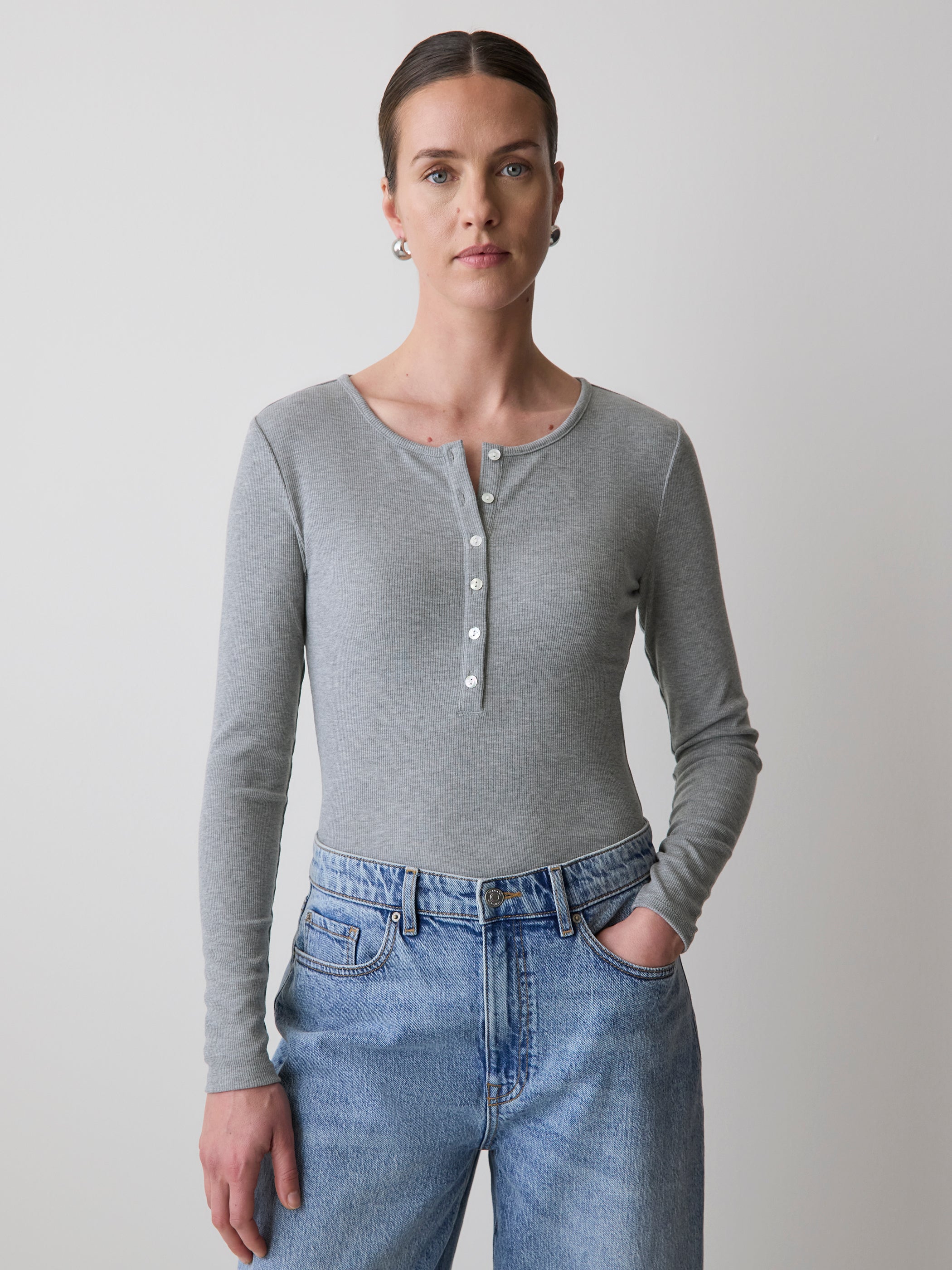 Women's Fitted Long-Sleeve Henley Ribbed Knit Top – RW&CO