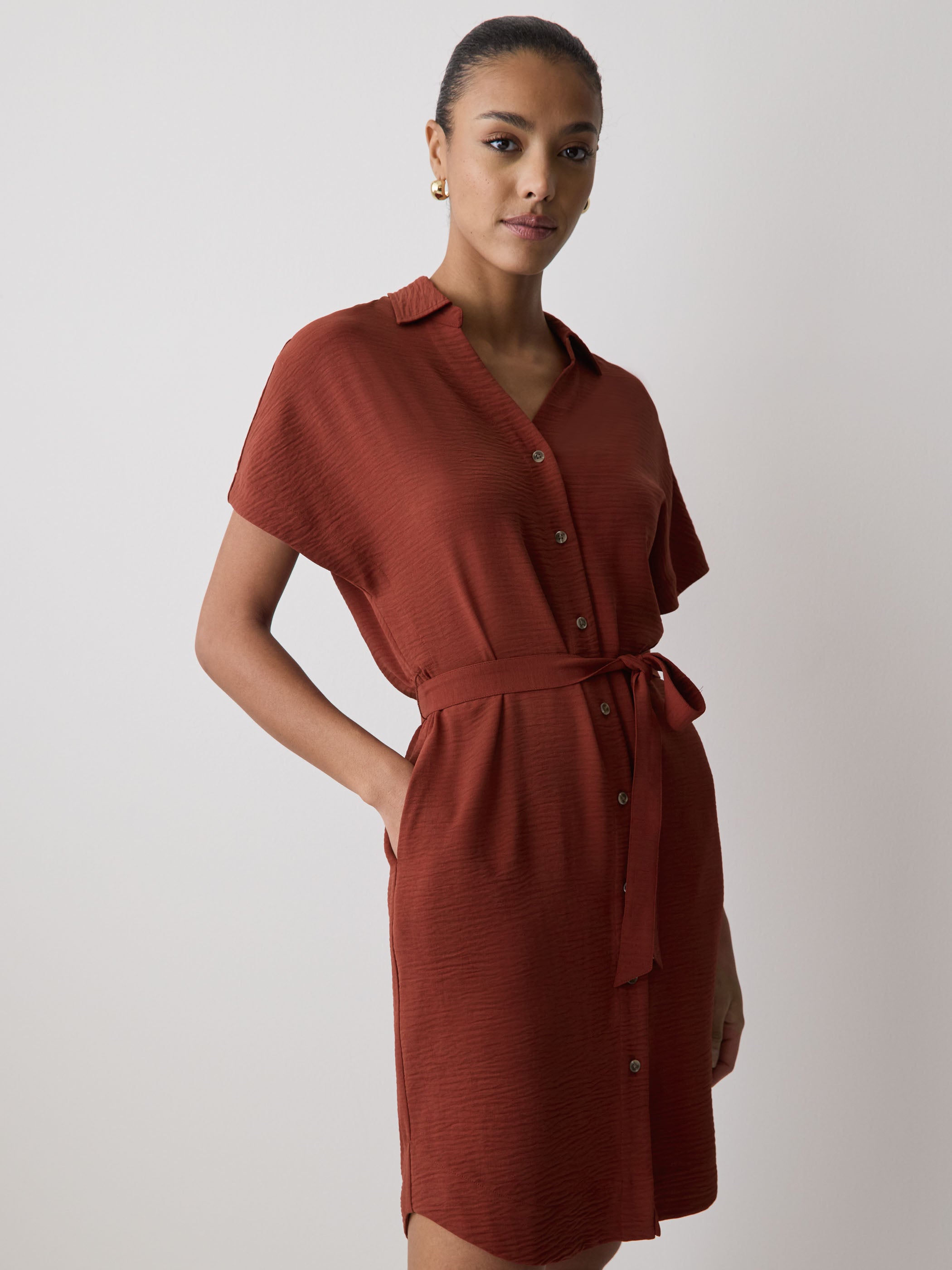 Robe Midi à Boutonner à Manches Courtes et Col Chemisier