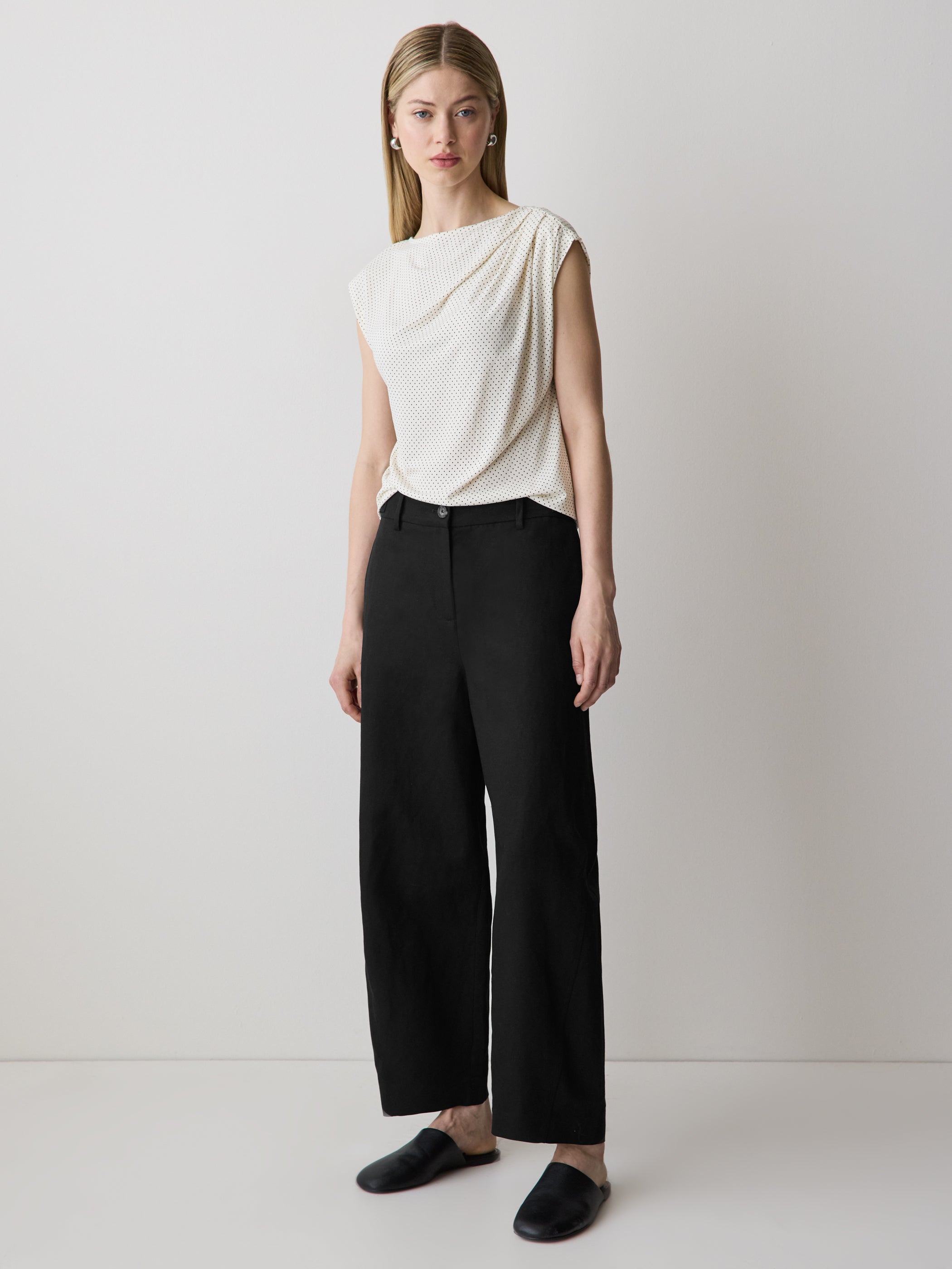 Knit Blouse Pleated Extended Sleeve