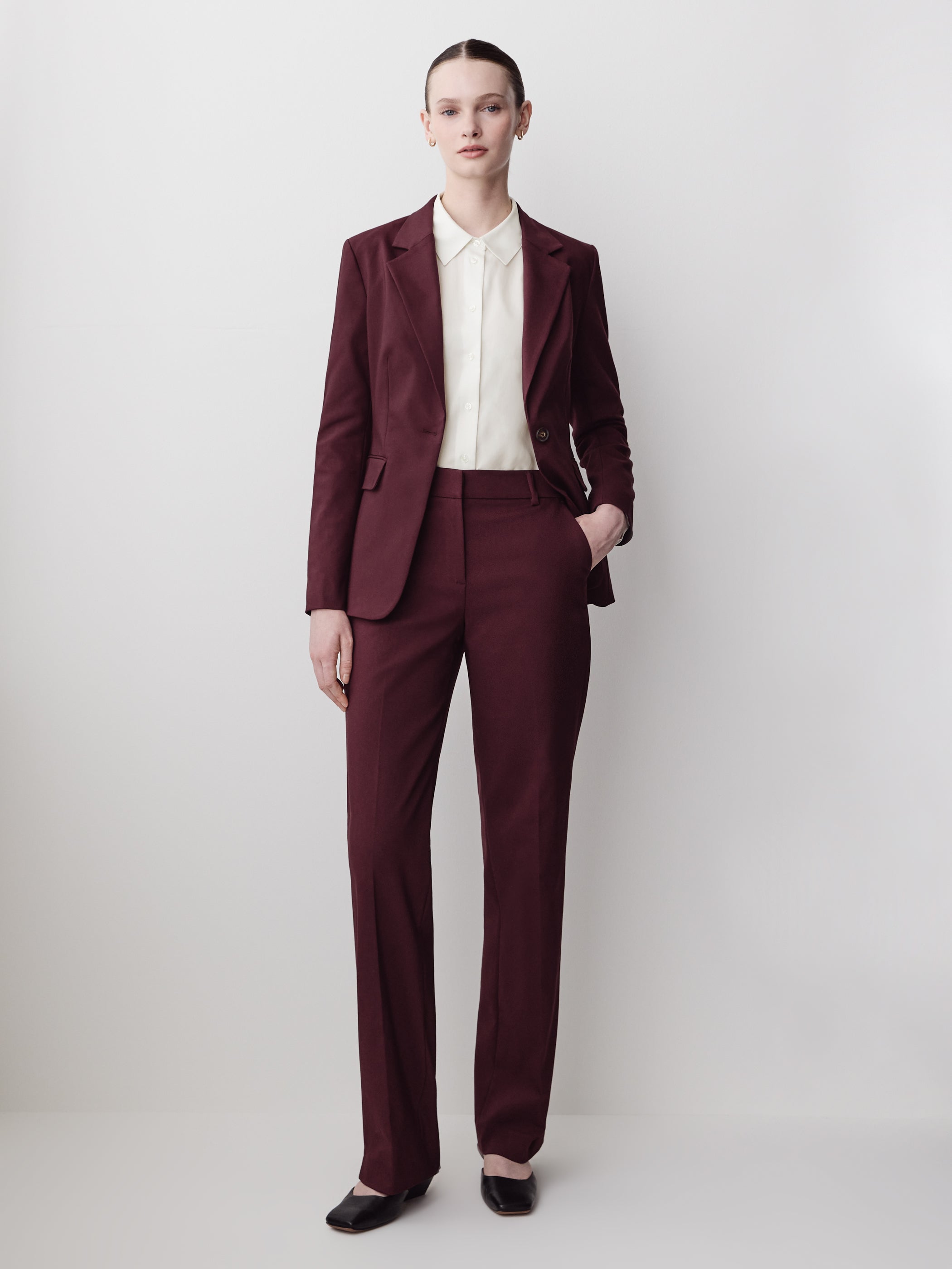 Limitless High-Rise Wide-Leg Signature Pant
