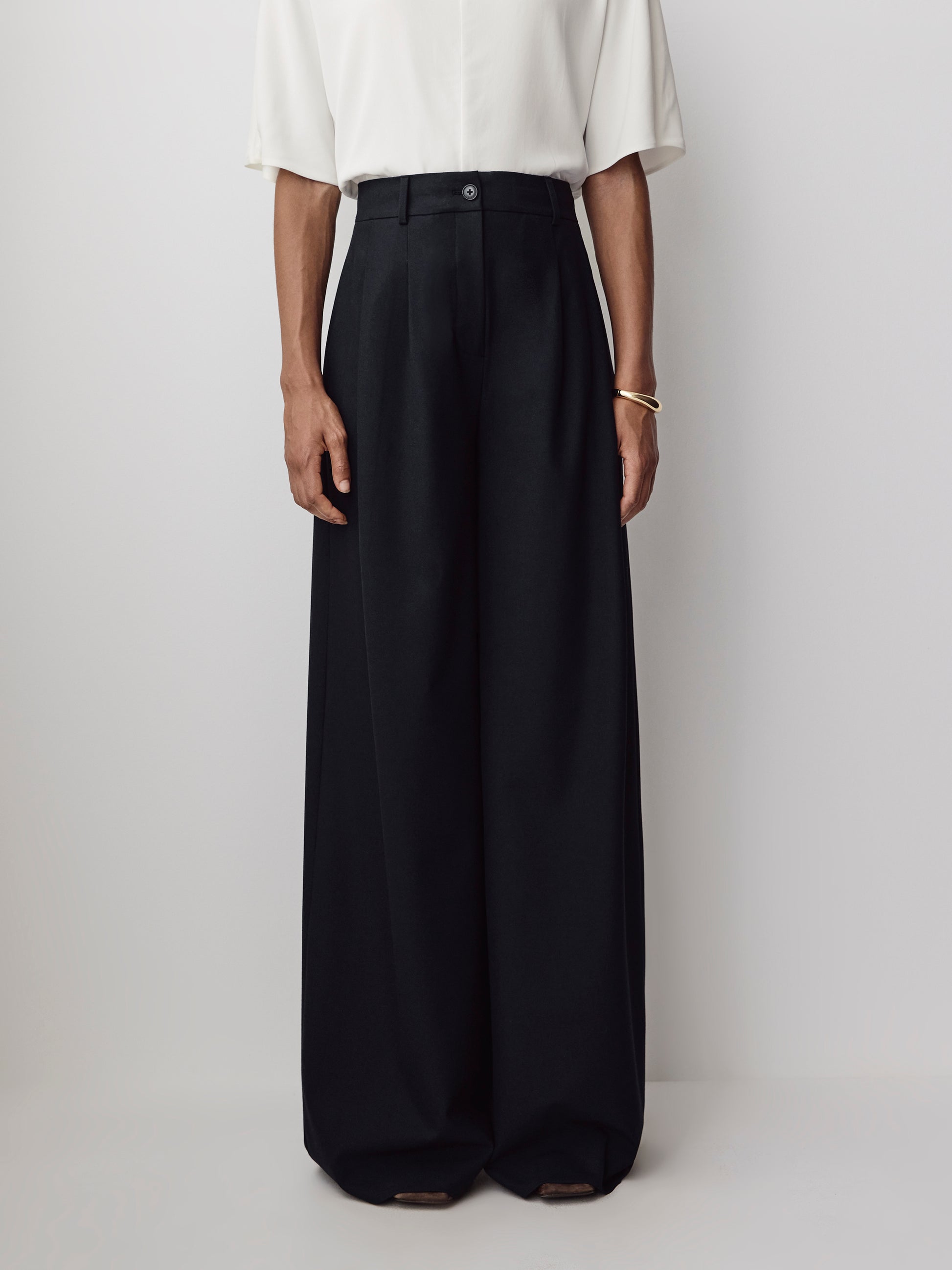 Ultra Wide Leg High Rise Stretch Woven Pant