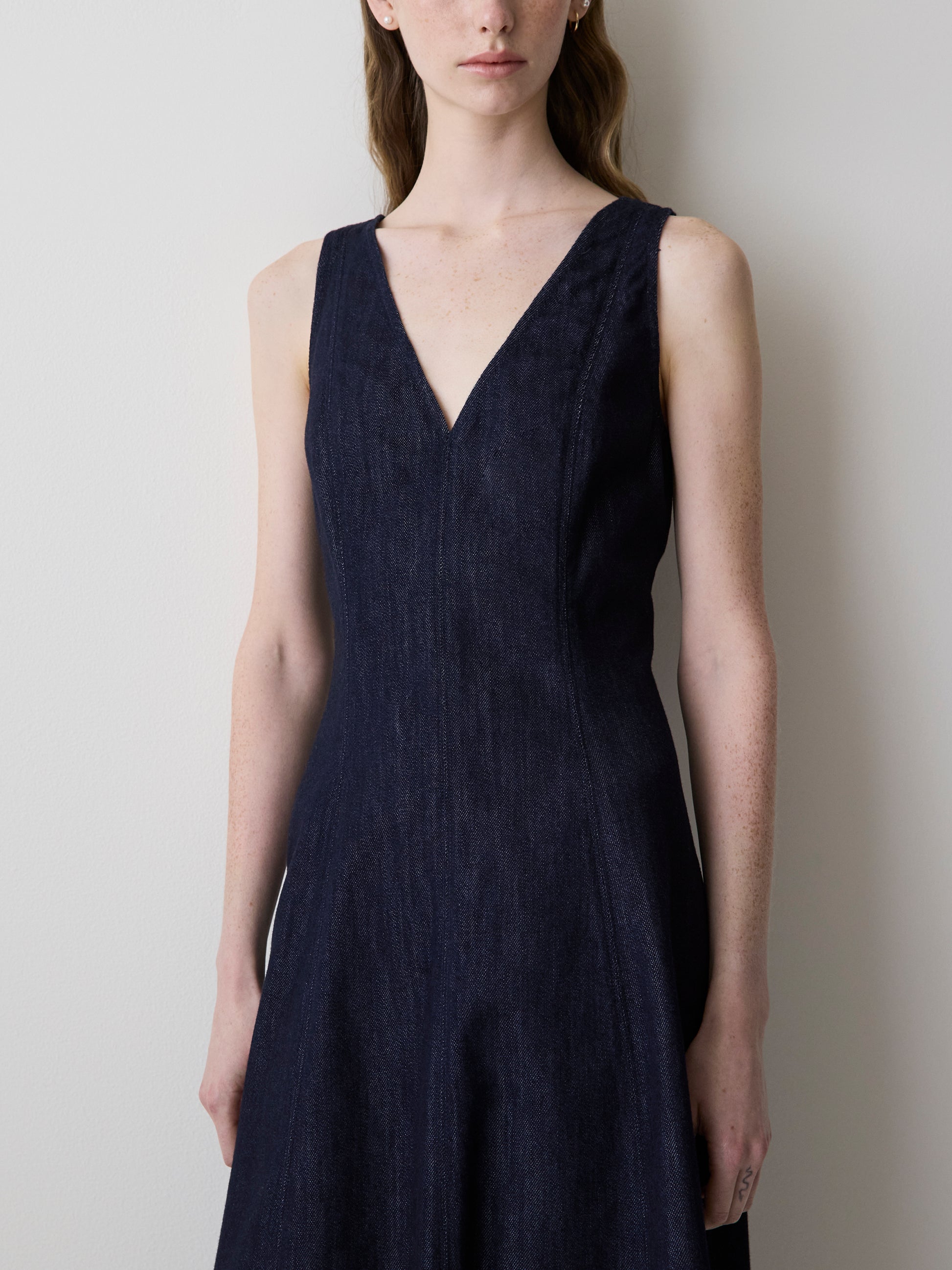 Women's Sleeveless Denim Midi Dress Fit and Flare RW&CO Women's Sleeveless Denim Midi Dress Fit and Flare RW&CO