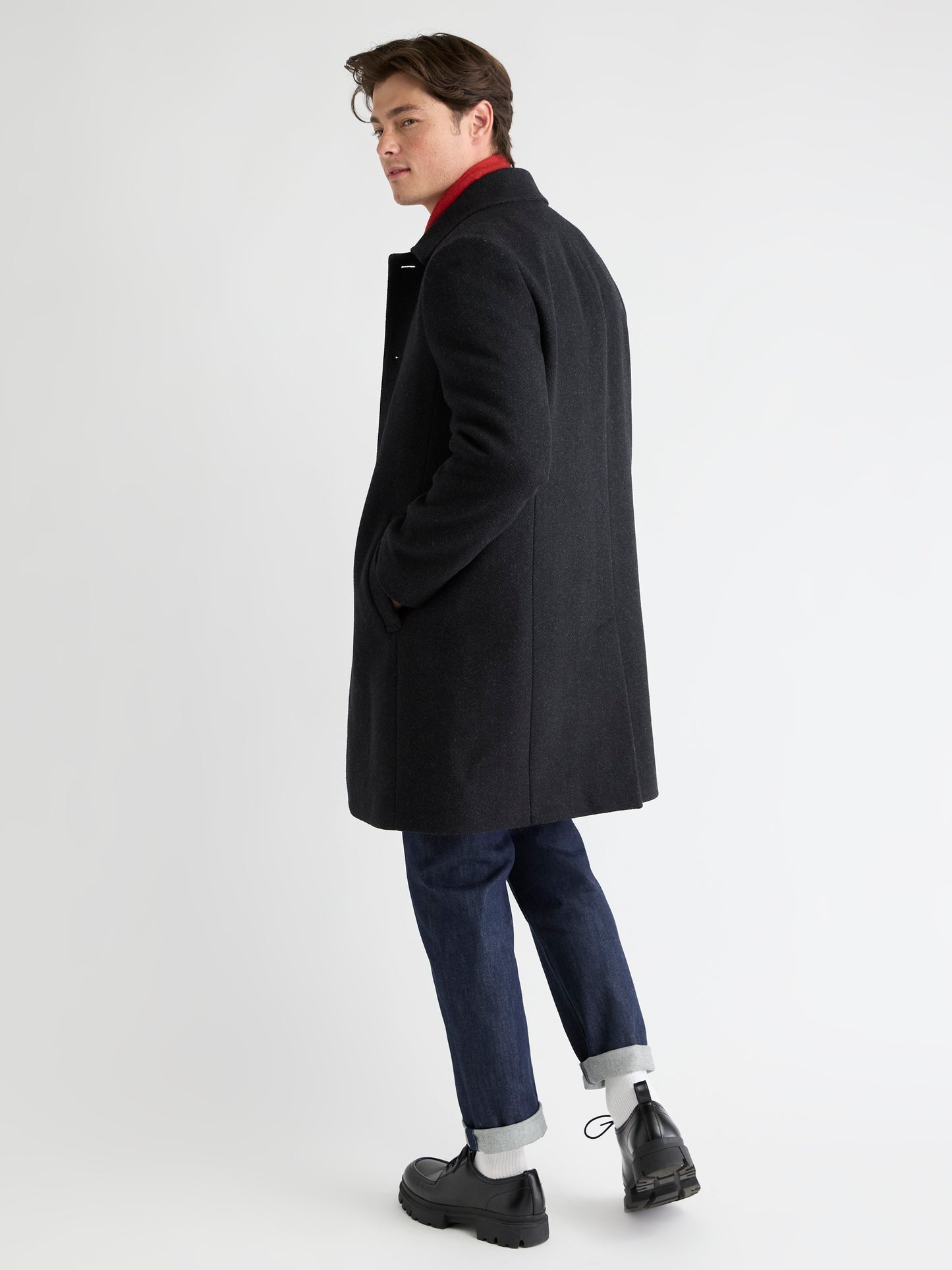 Classic Herringbone Mackintosh Coat with Shirt Collar