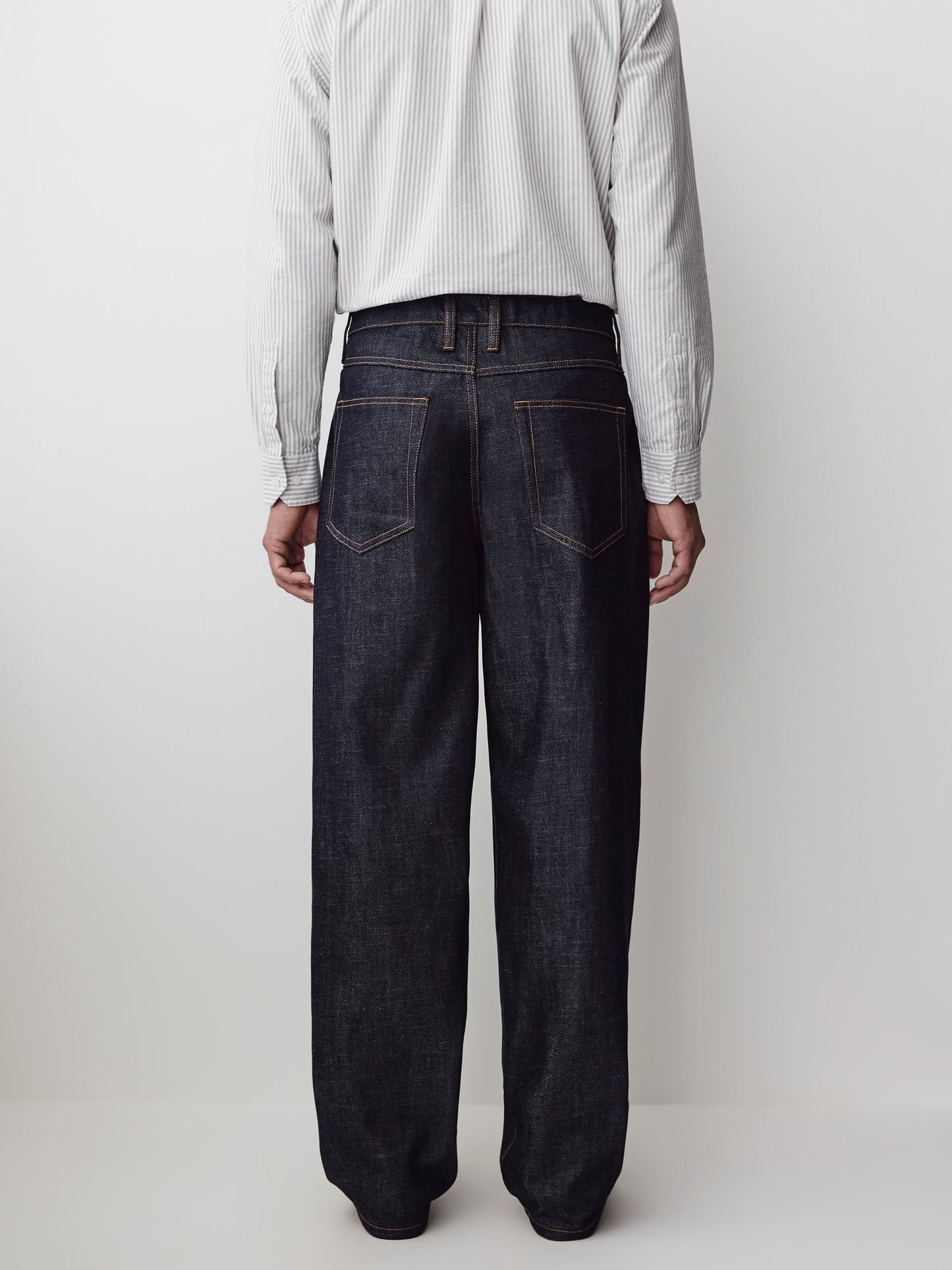 Relaxed-Fit Jeans