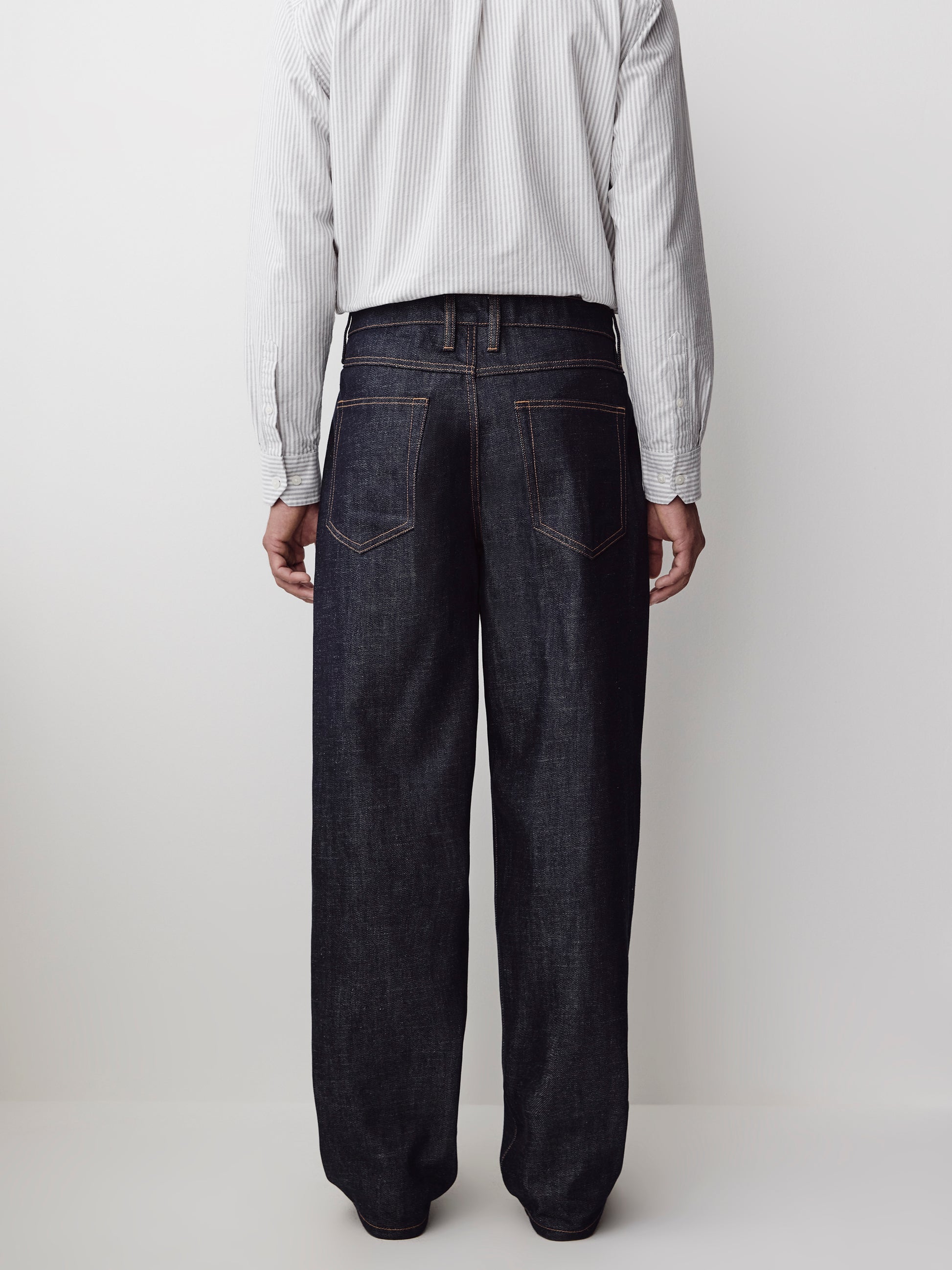 Relaxed-Fit Jeans