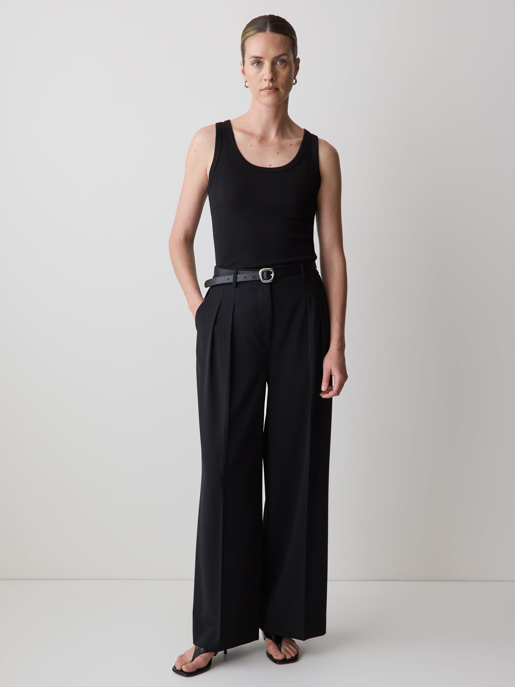 Women's Tank Tops | RW&CO. Canada