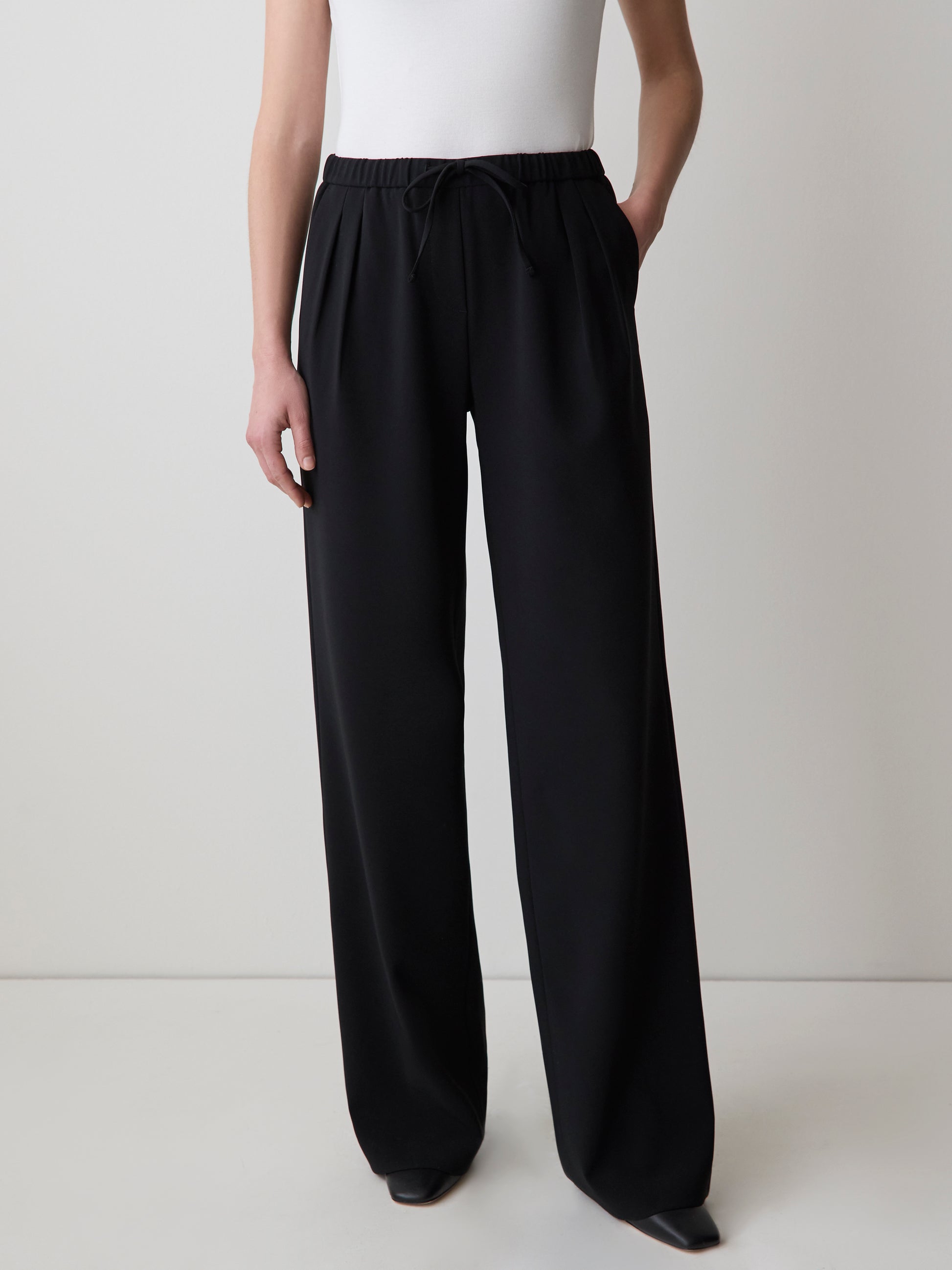 Pull-On Mid-Rise Wide-Leg Pant