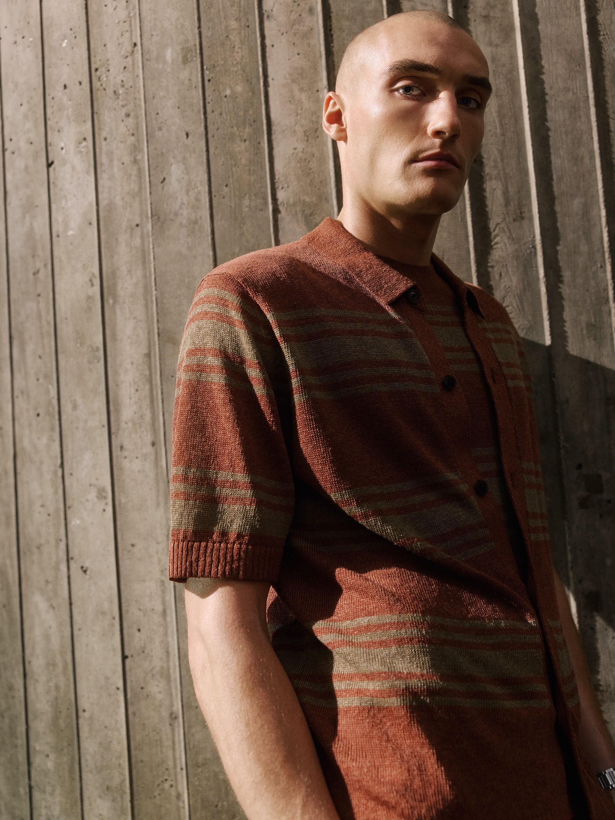 Men's Short-Sleeve Linen Blend Shirt Sweater with Stripes – RW&CO