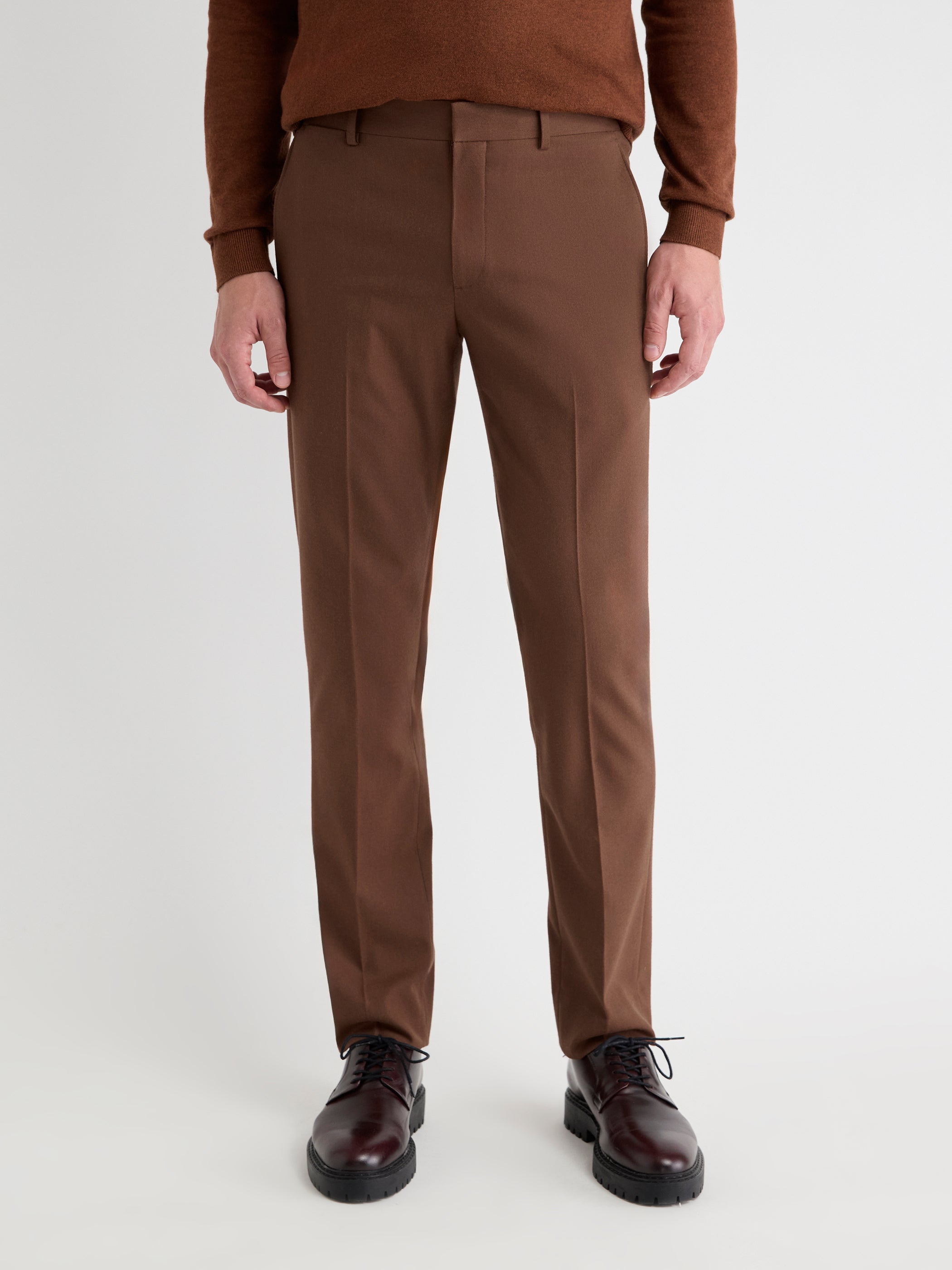 Pantalon en Sergé Brossé Argile à Coupe Étroite