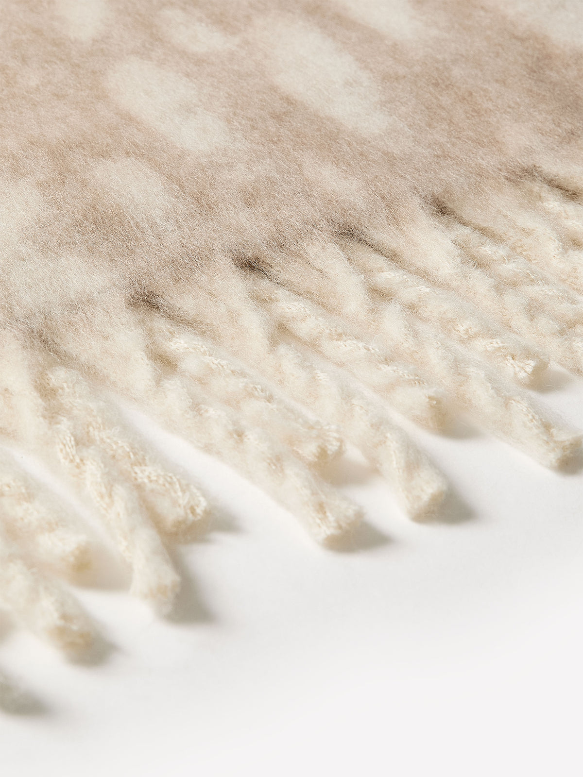 Oblong Scarf Deer Print 100% Polyester