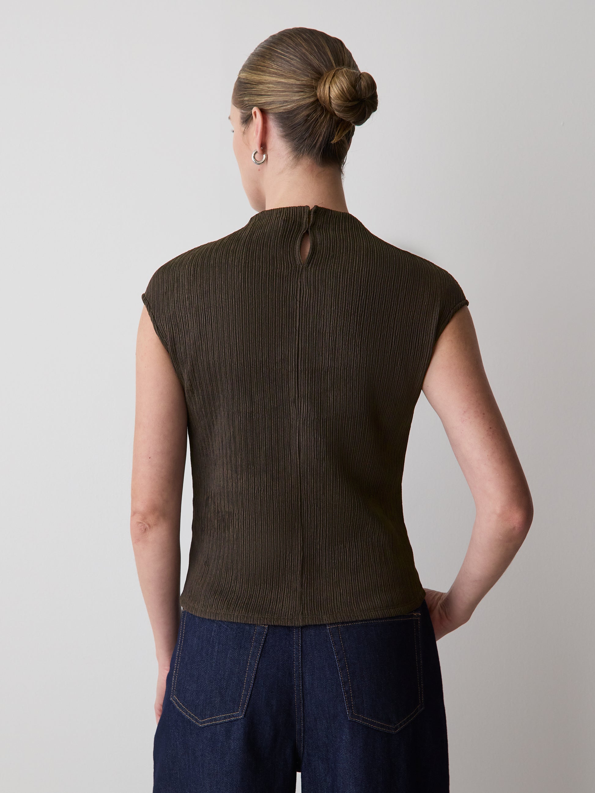 Sleeveless Funnel-Neck Textured Top