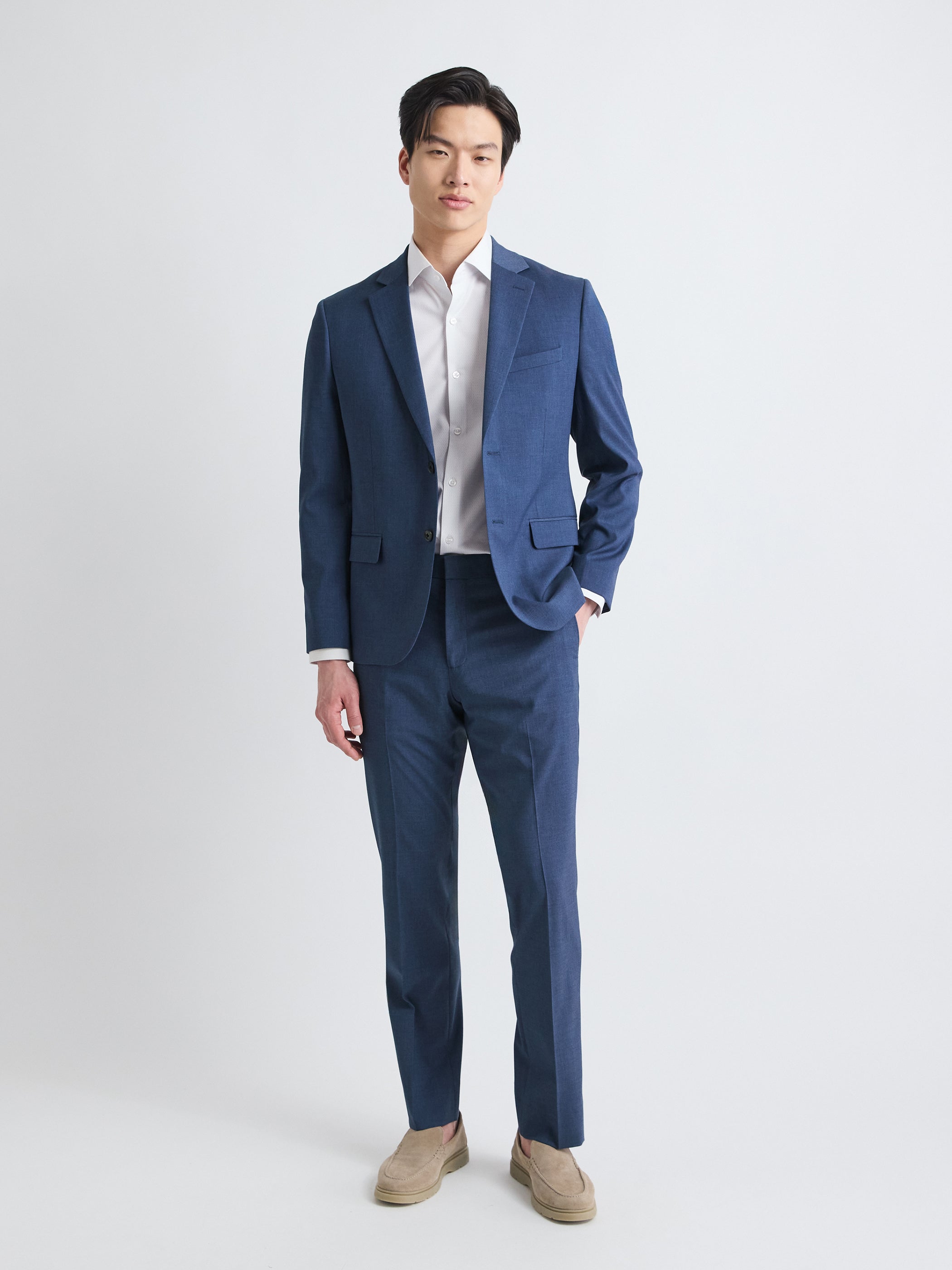 Pantalon de Complet Bleu à Coupe Ajustée