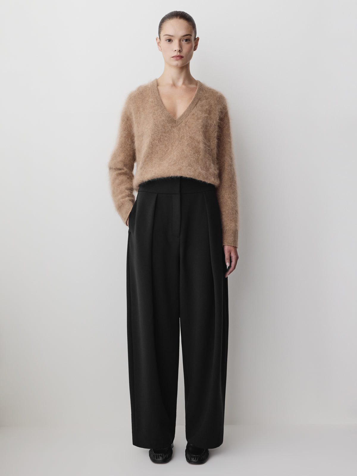 Twill High-Rise Barrel Pant