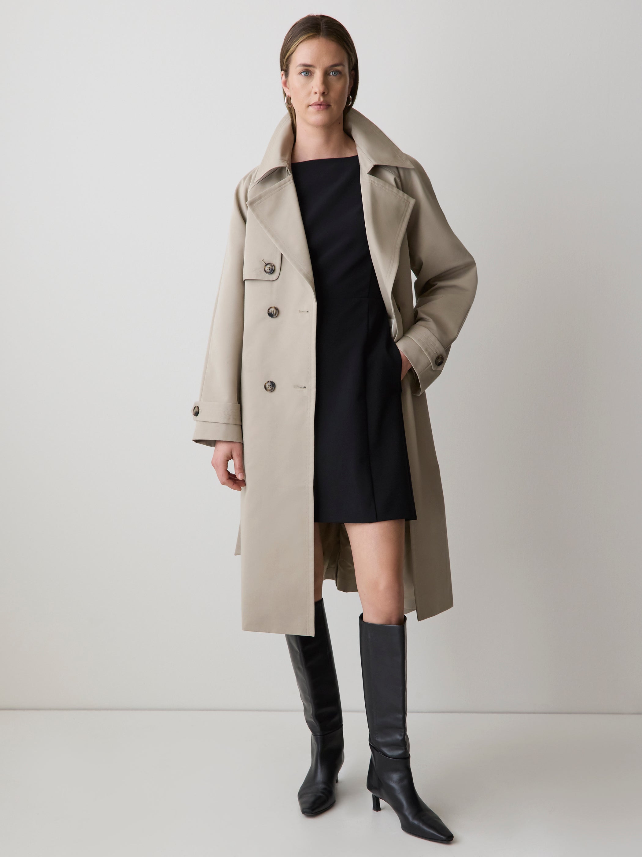 Robe Courte Sans Manches à Col Bateau