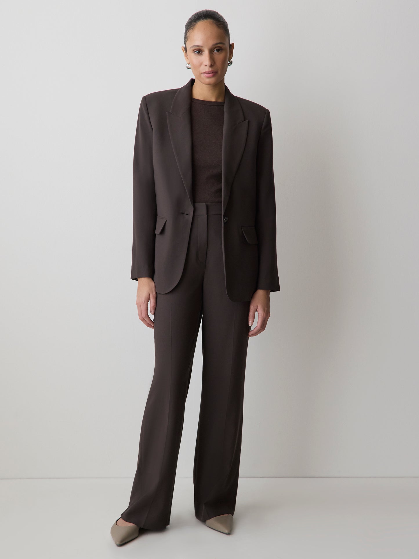 Relaxed-Fit One-Button Blazer