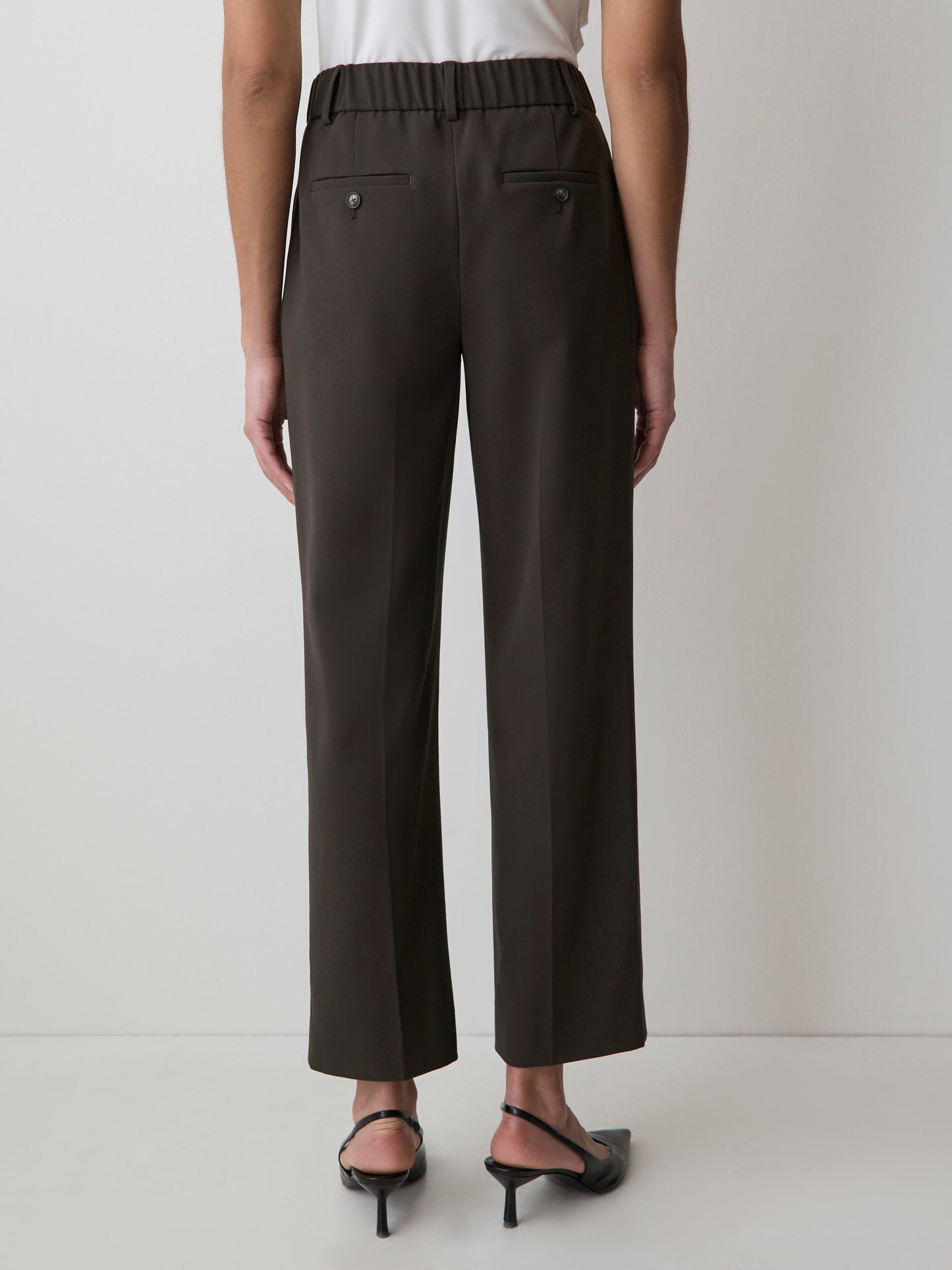 Mid-Rise Straight-Leg Cropped Pant