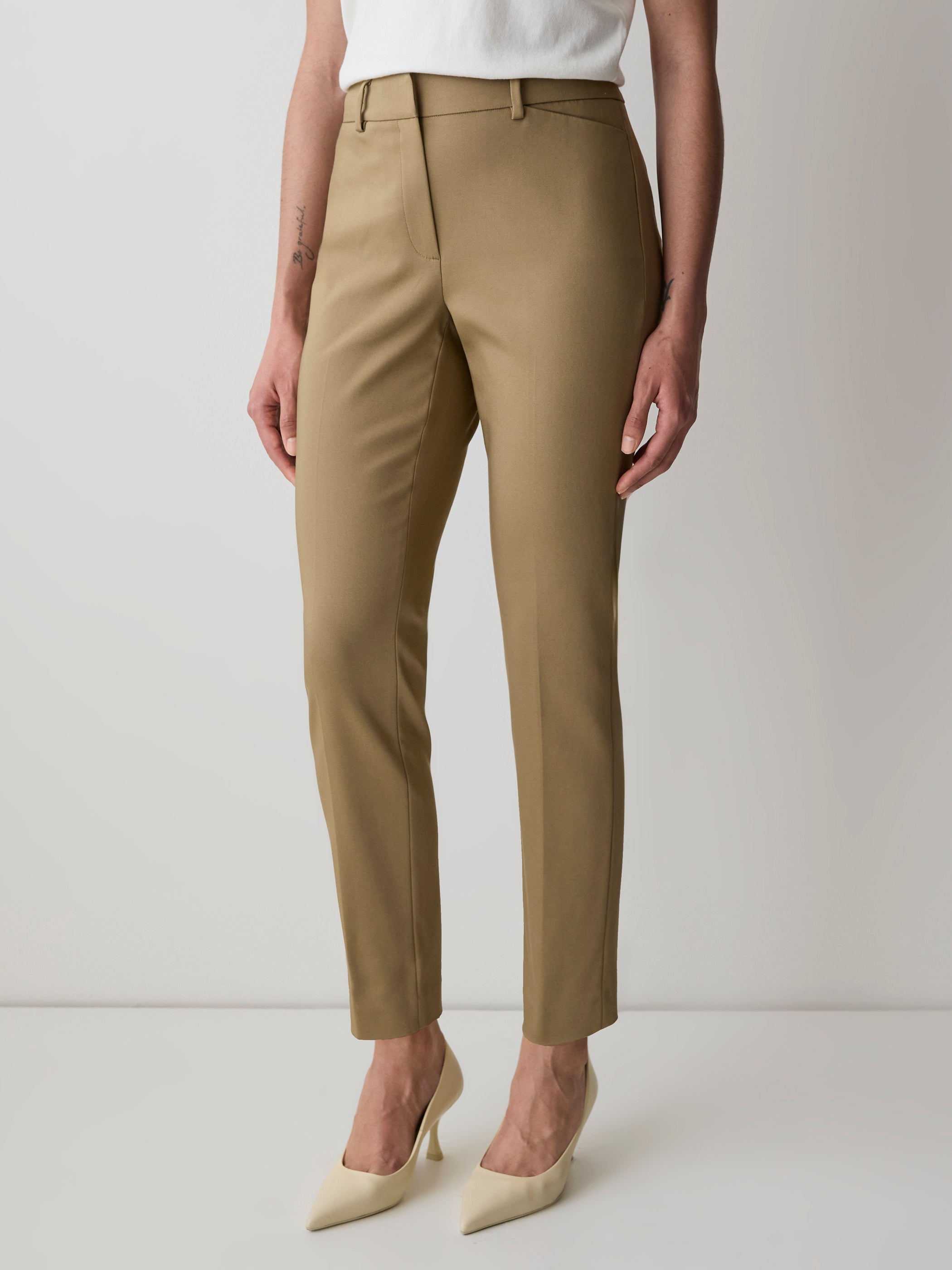 Pantalon Indispensable Coupe Courbes à Jambe Étroite et Taille Mi-Haute