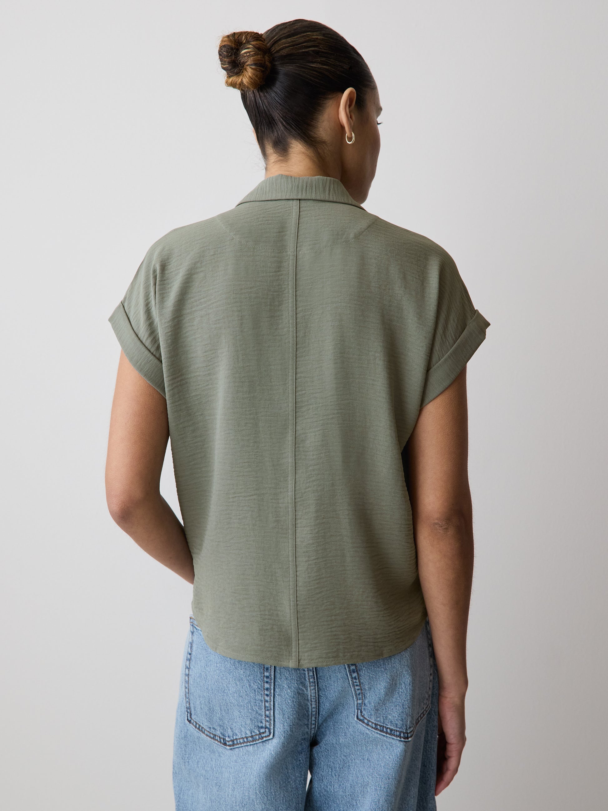 Short-Sleeve Buttoned-Down Blouse