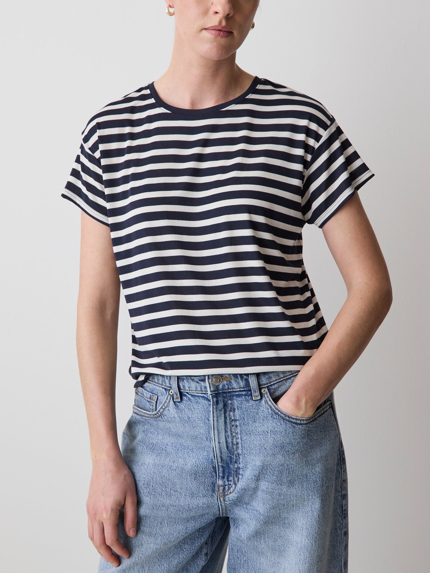 Short-Sleeve Crew-Neck Boxy Tee