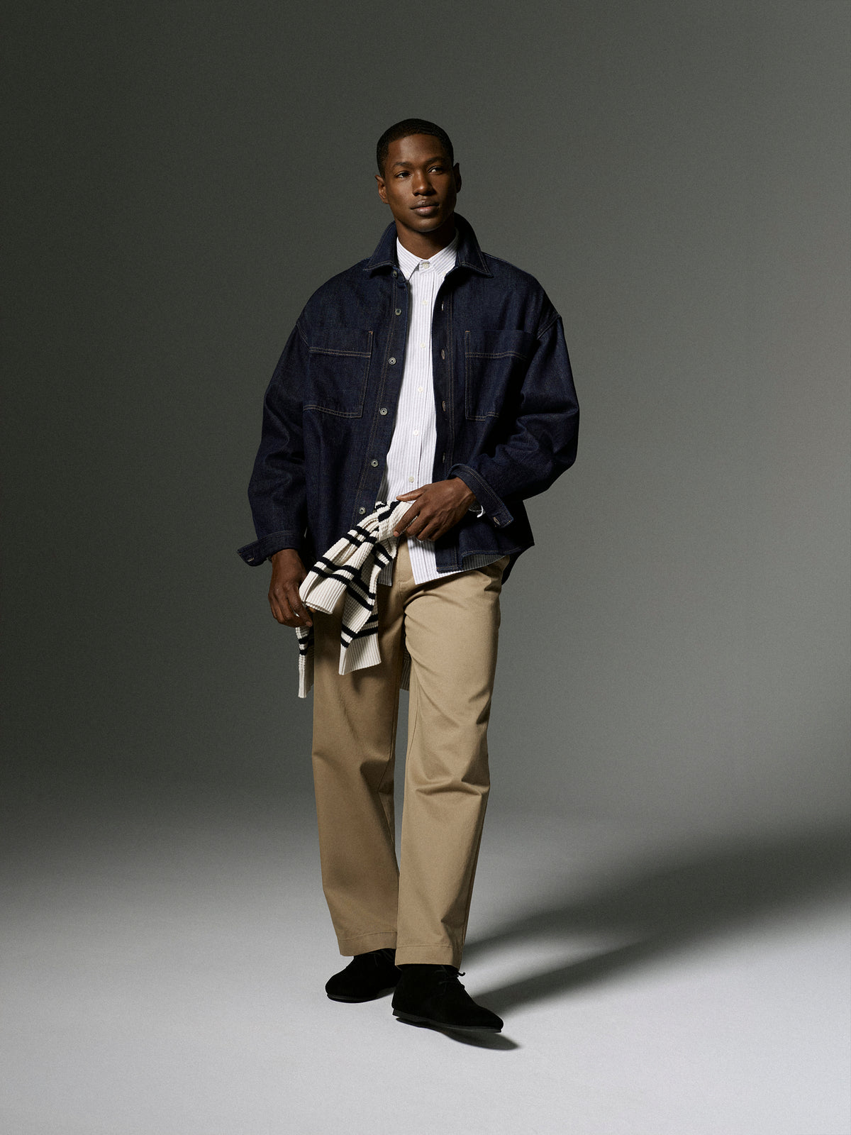 Loose Straight-Leg Pleated Chino Pant