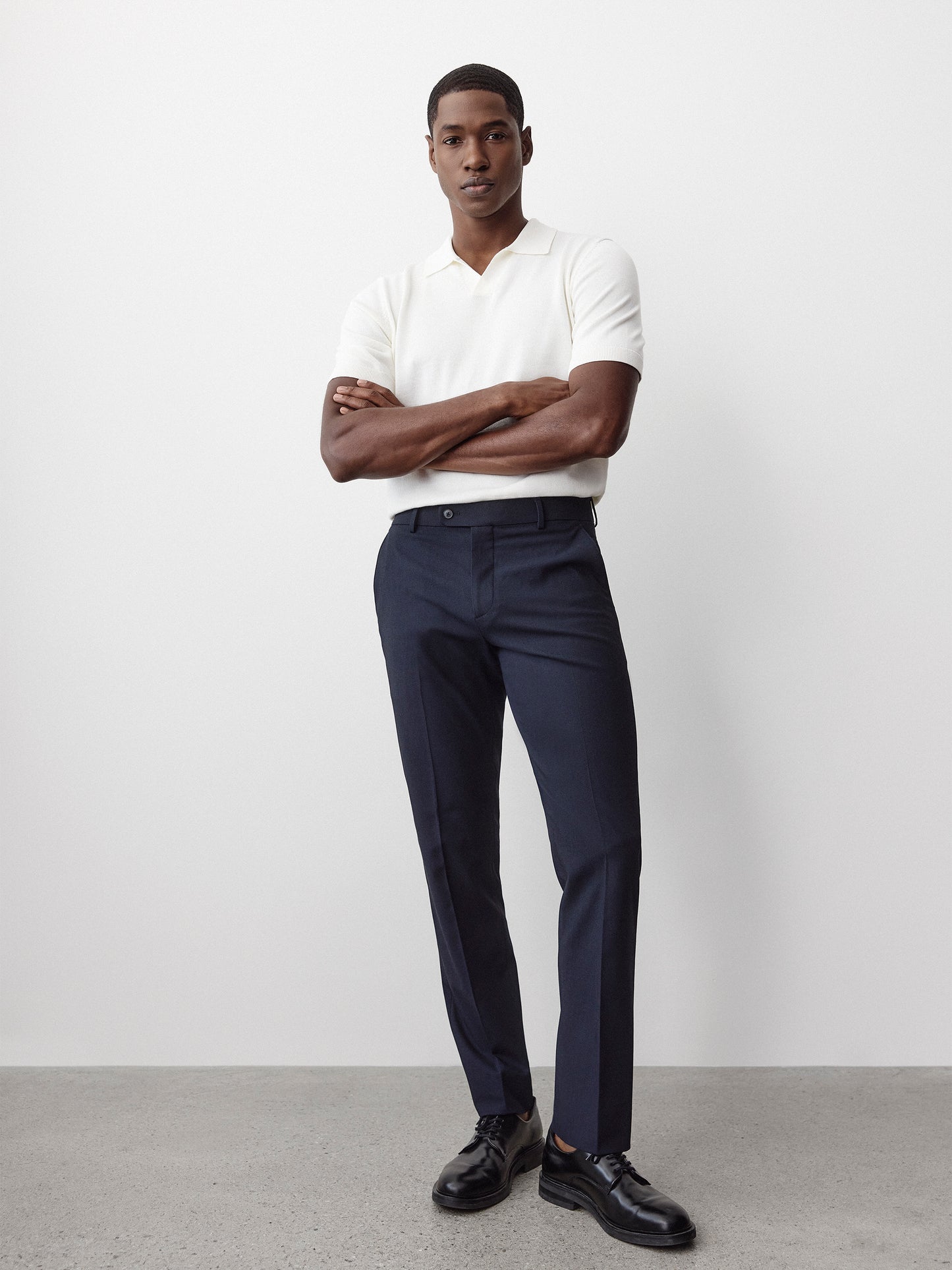 Slim-Fit Essential City Pant