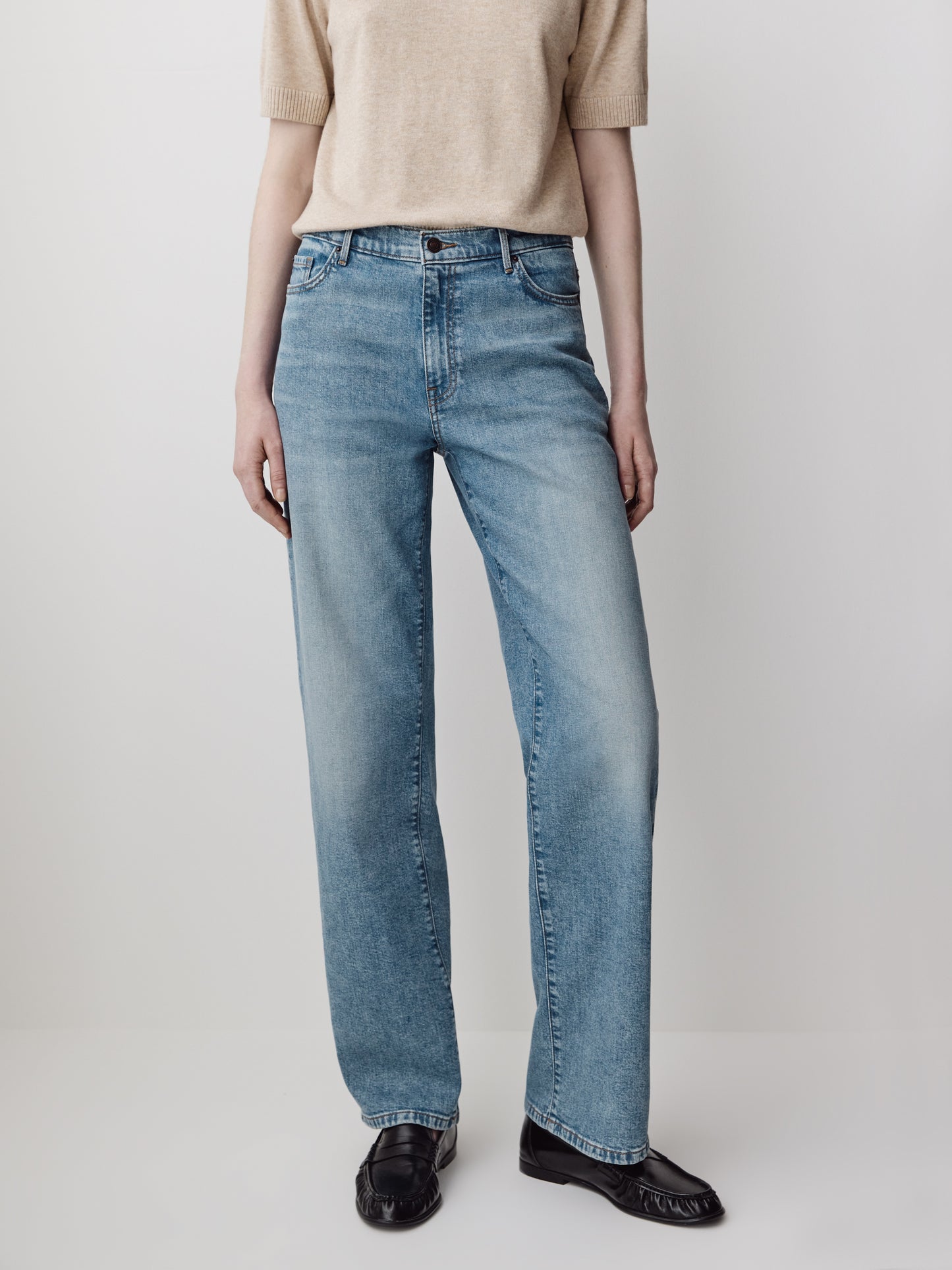 Woven Denim Pant Mid Rise Slouchy Straight Fit