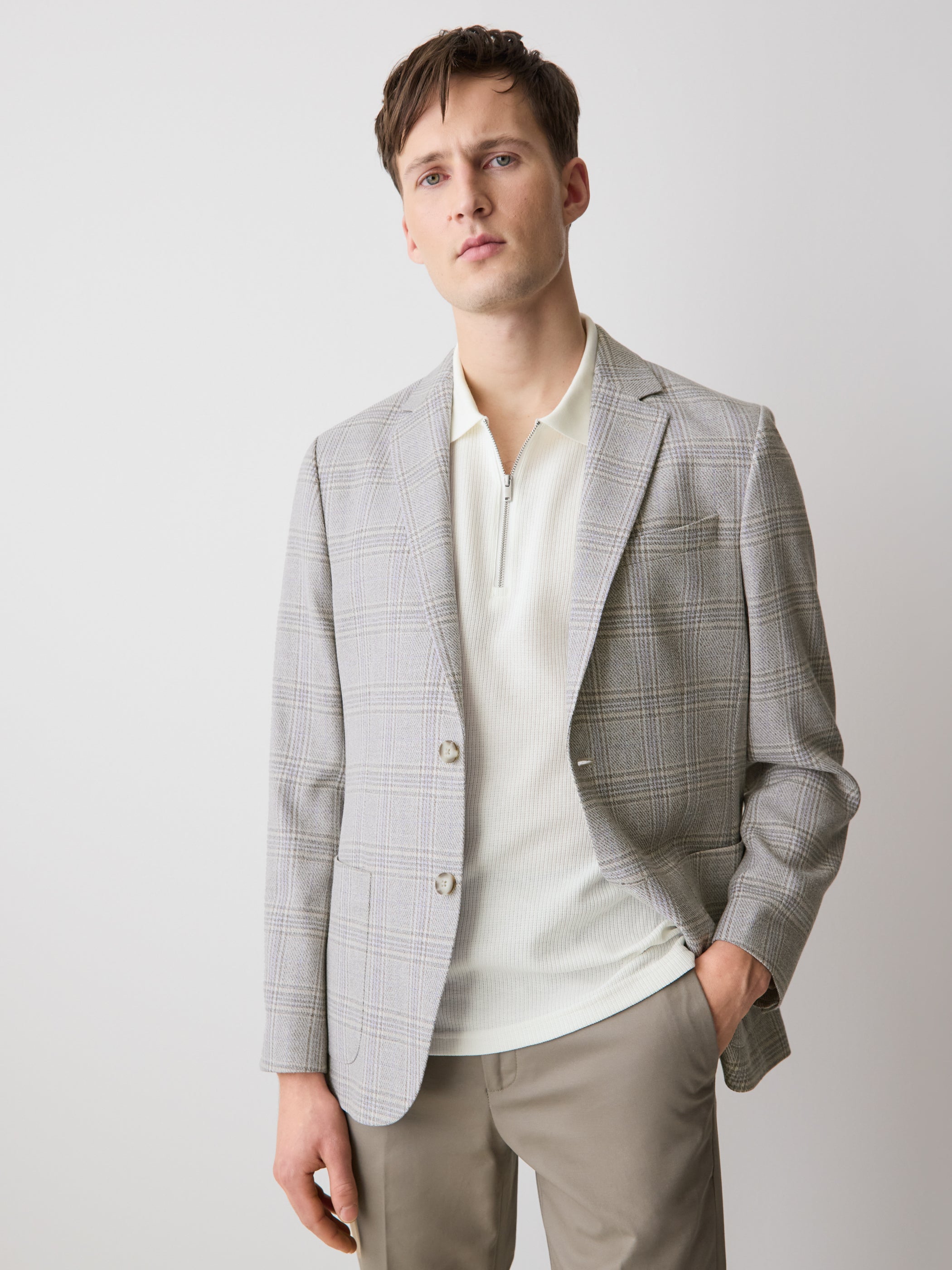 Veston Carreauté à Coupe Étroite